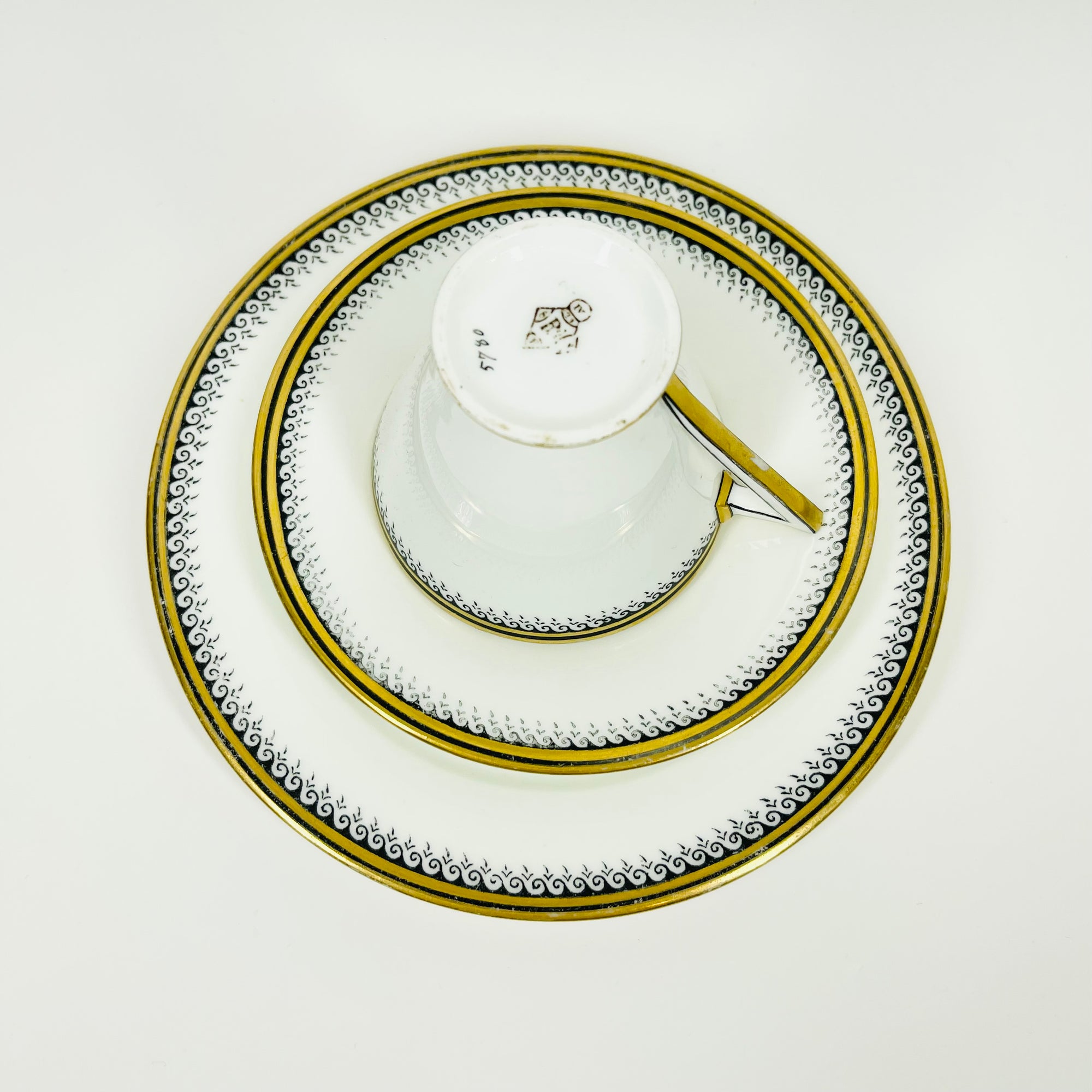 ANTIQUE ART DECO HEINRICH H &amp; CO. SELB BAVARIA IMPERIAL TEA CUP AND SAUCER SET