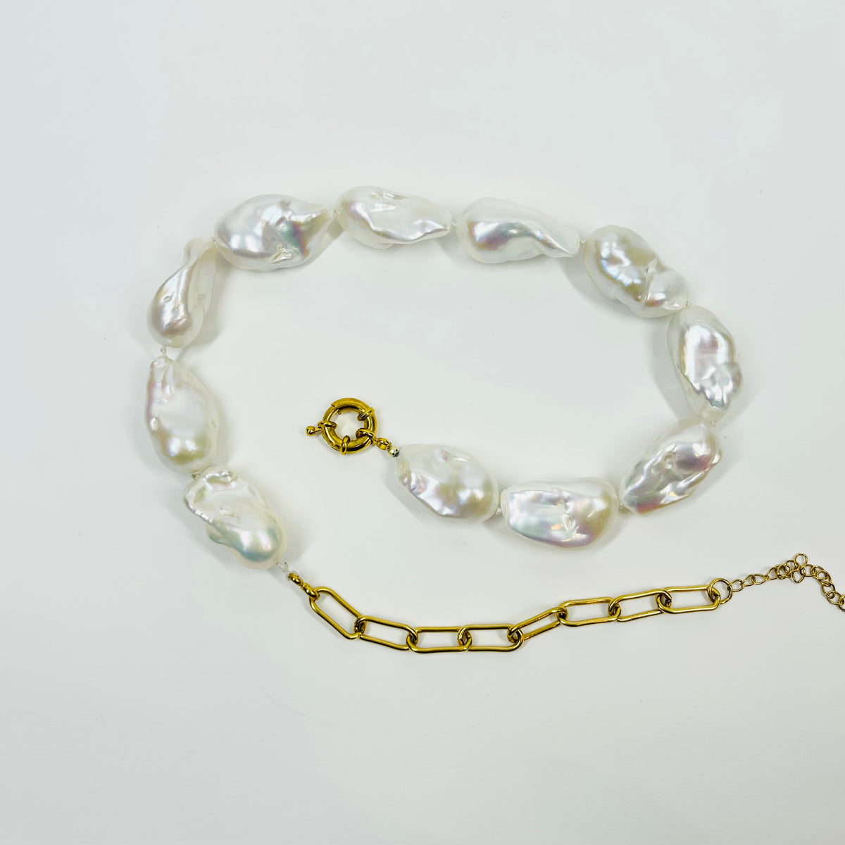 HANDMADE FRESHWATER BAROQUE PEARLS NECKLACE