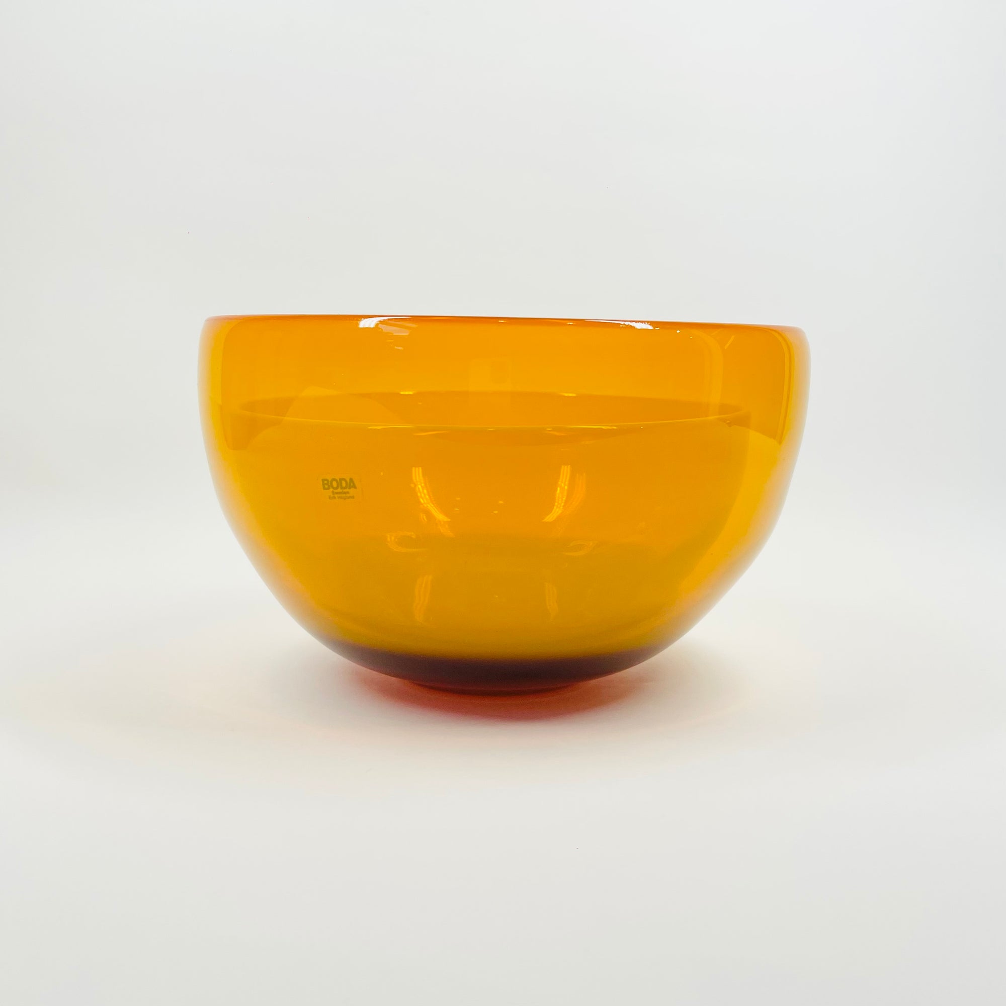 1960s ORANGE OPALESCENT GLASS BOWL BY ERIK HOGLUND FOR BODA