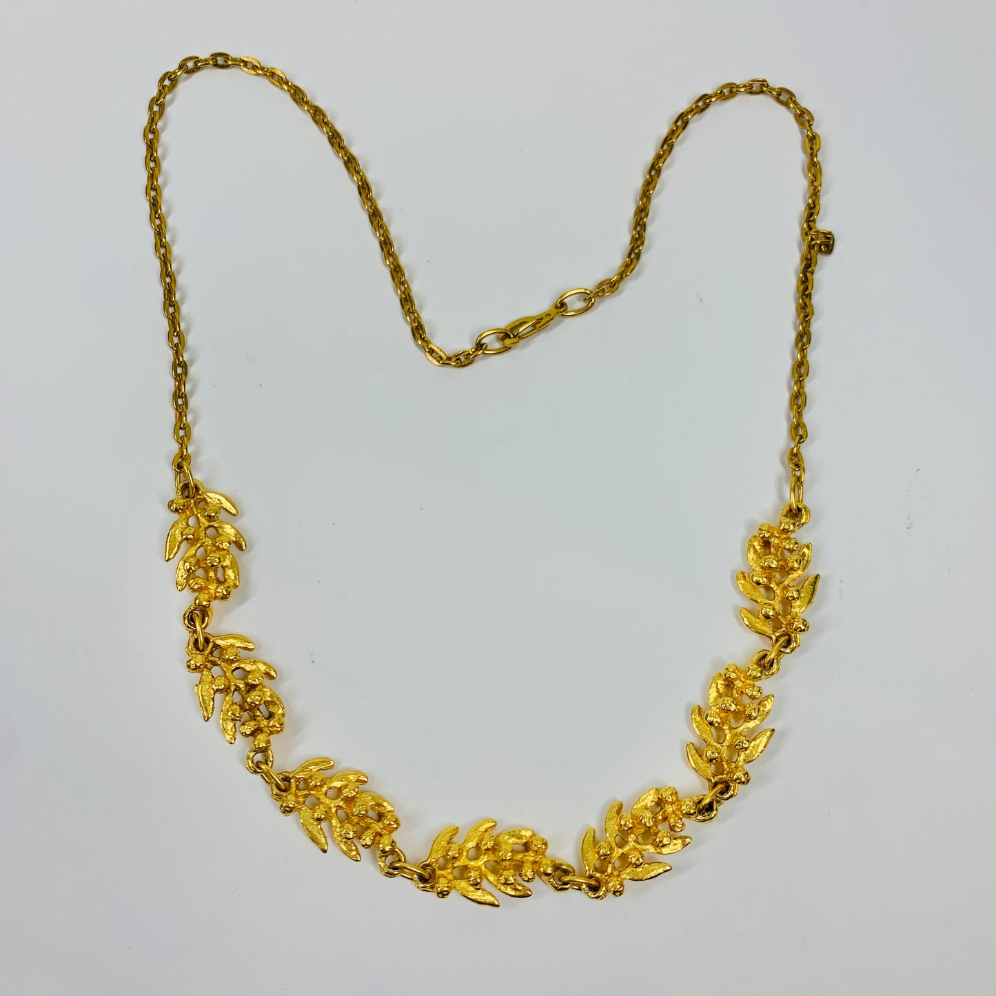 80s YVES ROCHER LEAF LINKS NECKLACE