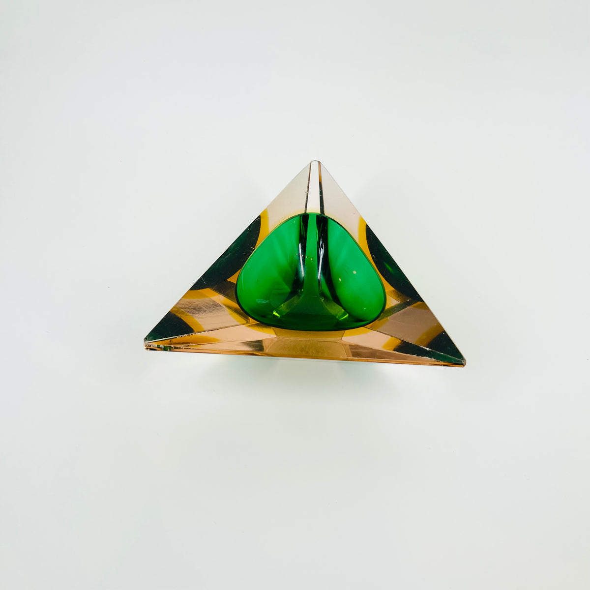 1950s MURANO MANDRUZZATO GREEN SALMON GLASS SOMMERSO FACETED TRIANGULAR GLASS BOWL