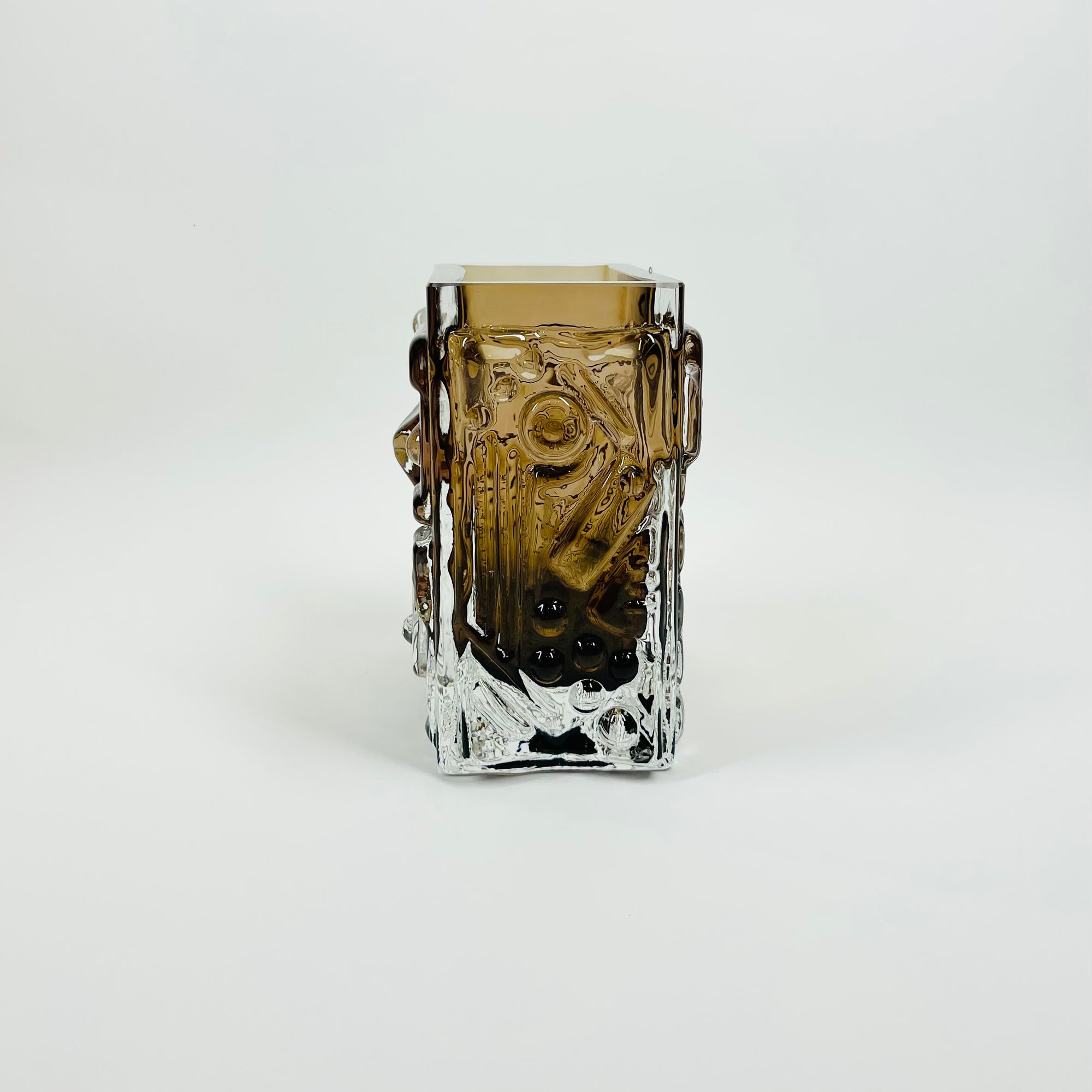 1950s BRUTALIST SOMMERSO GLASS VASE BY JOSEF SCHOTT