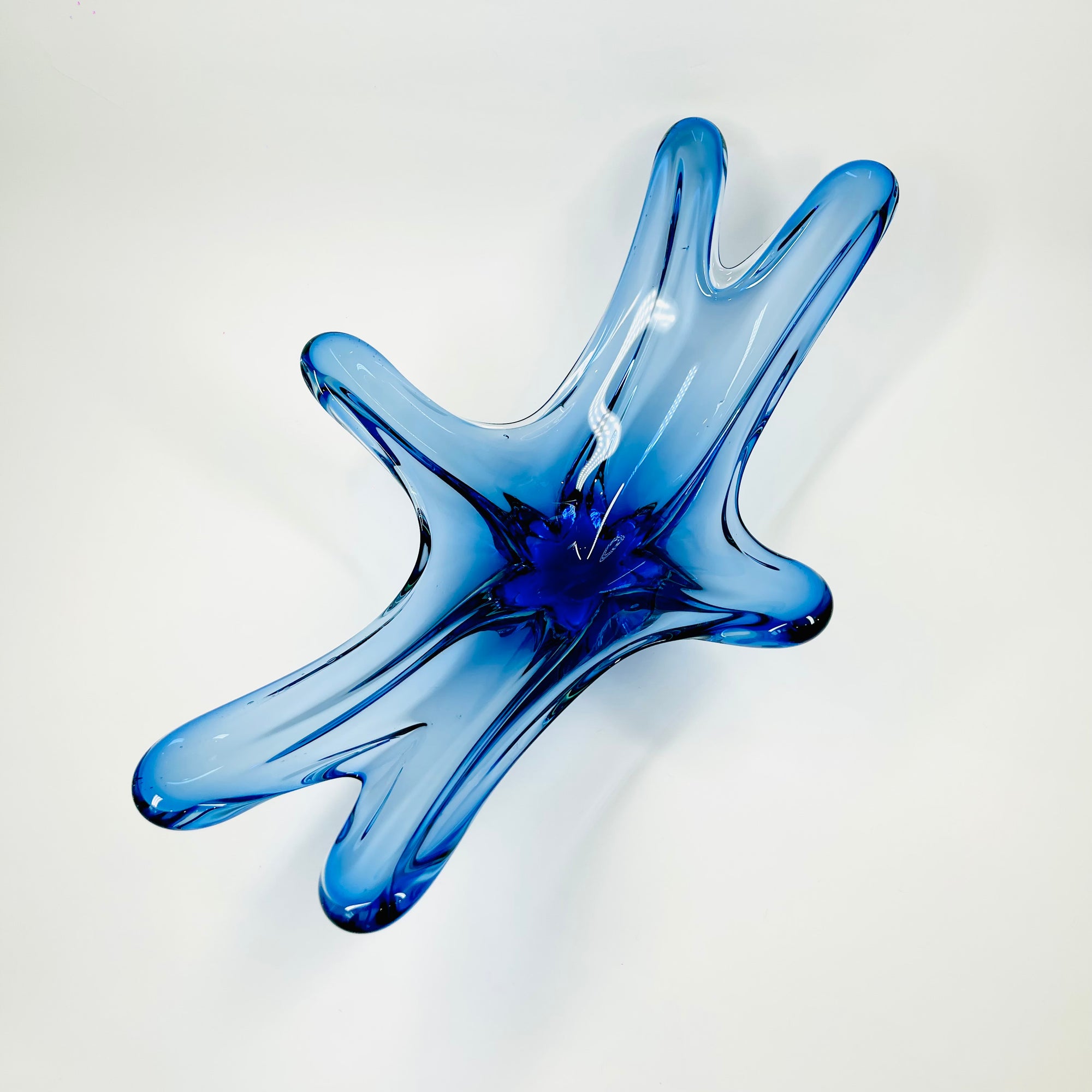 X-LARGE 1940s URANIUM MURANO BLUE SOMMERSO GLASS BOWL
