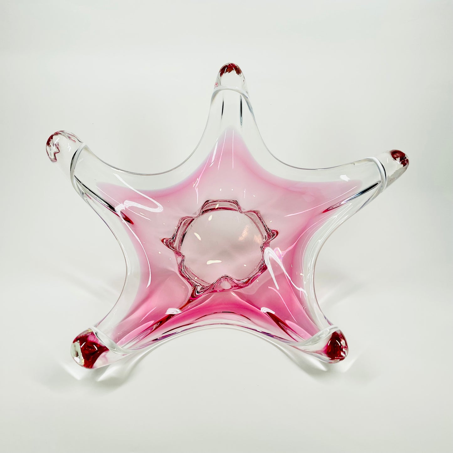 1950s LARGE CZECH SKRDLOVICE PINK SOMMERSO GLASS STARFRUIT BOWL