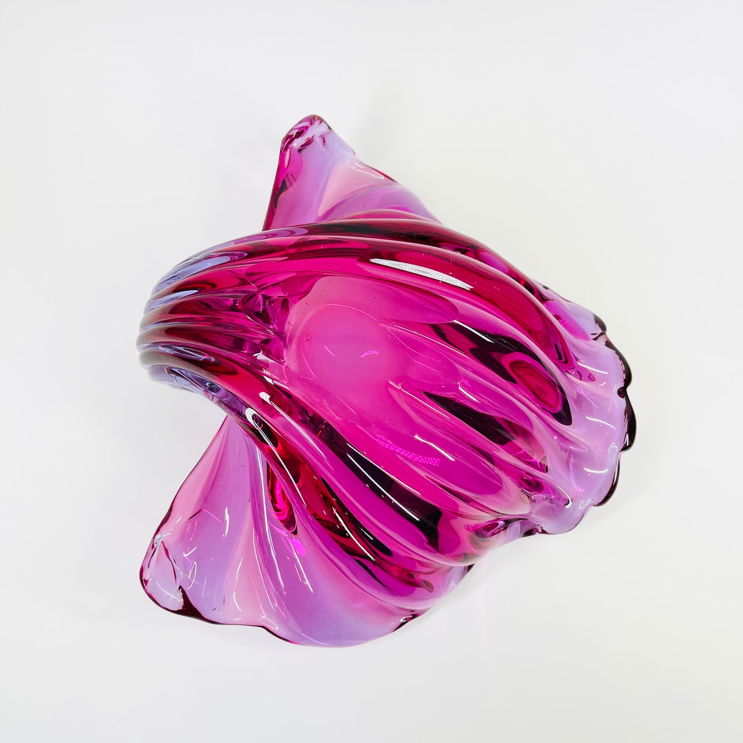 1950s PINK PURPLE MURANO NEODYMIUM GLASS SHELL BOWl