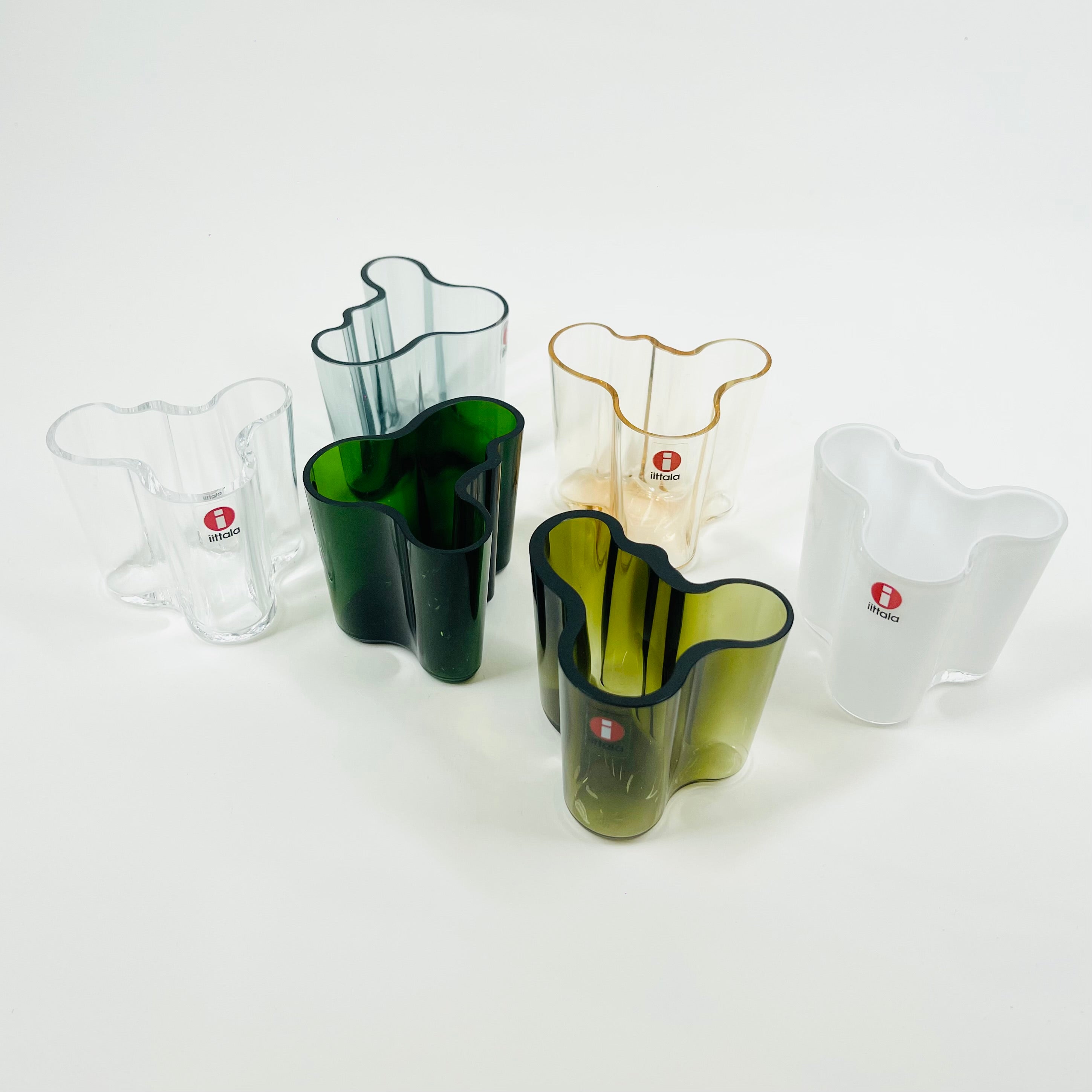 LIMITED EDITION MINIATURE IITTALA ALVAR AALTO SAVOY VASE – GLASS