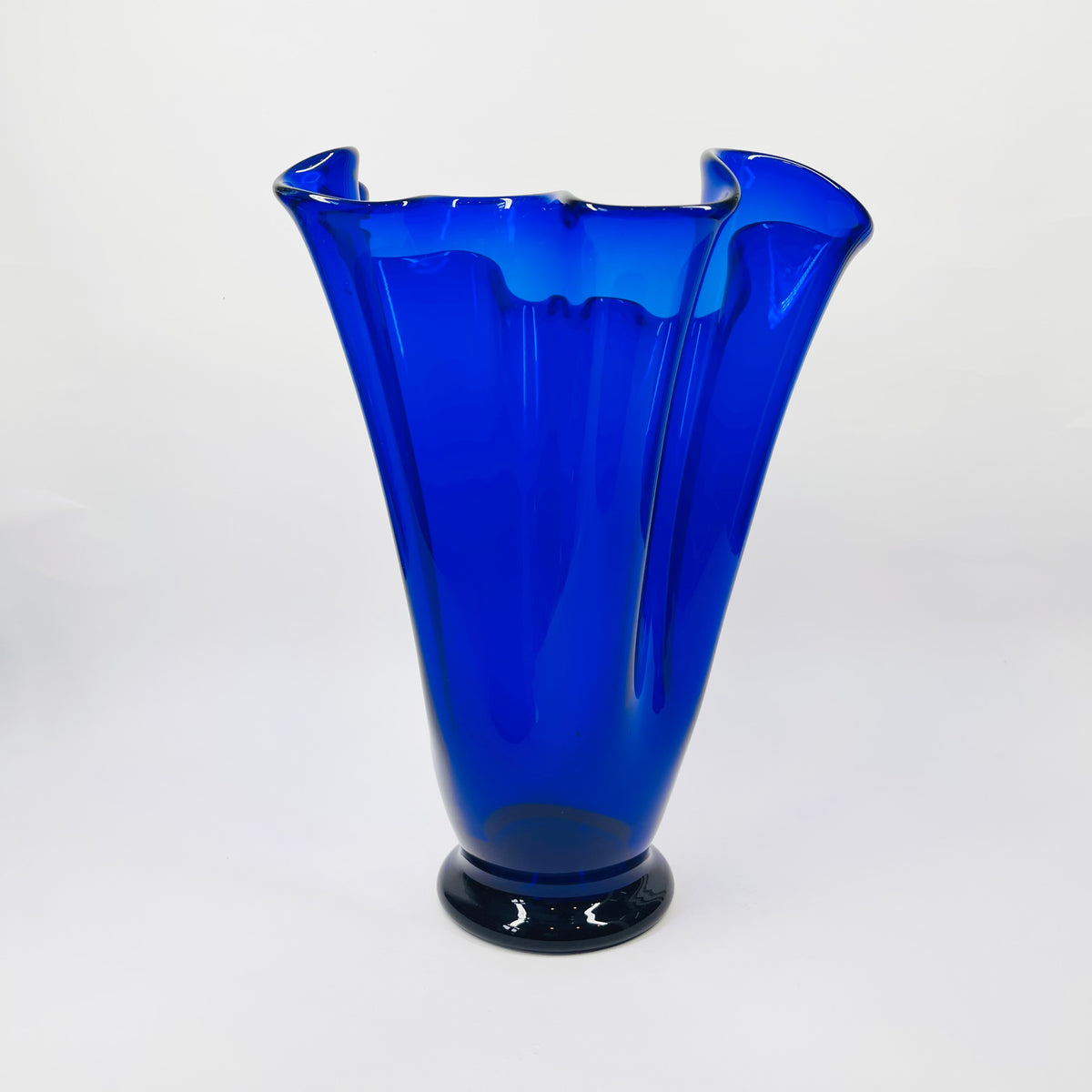 1960s MURANO COBALT BLUE FAZZOLETTO HANDKERCHIEF GLASS VASE