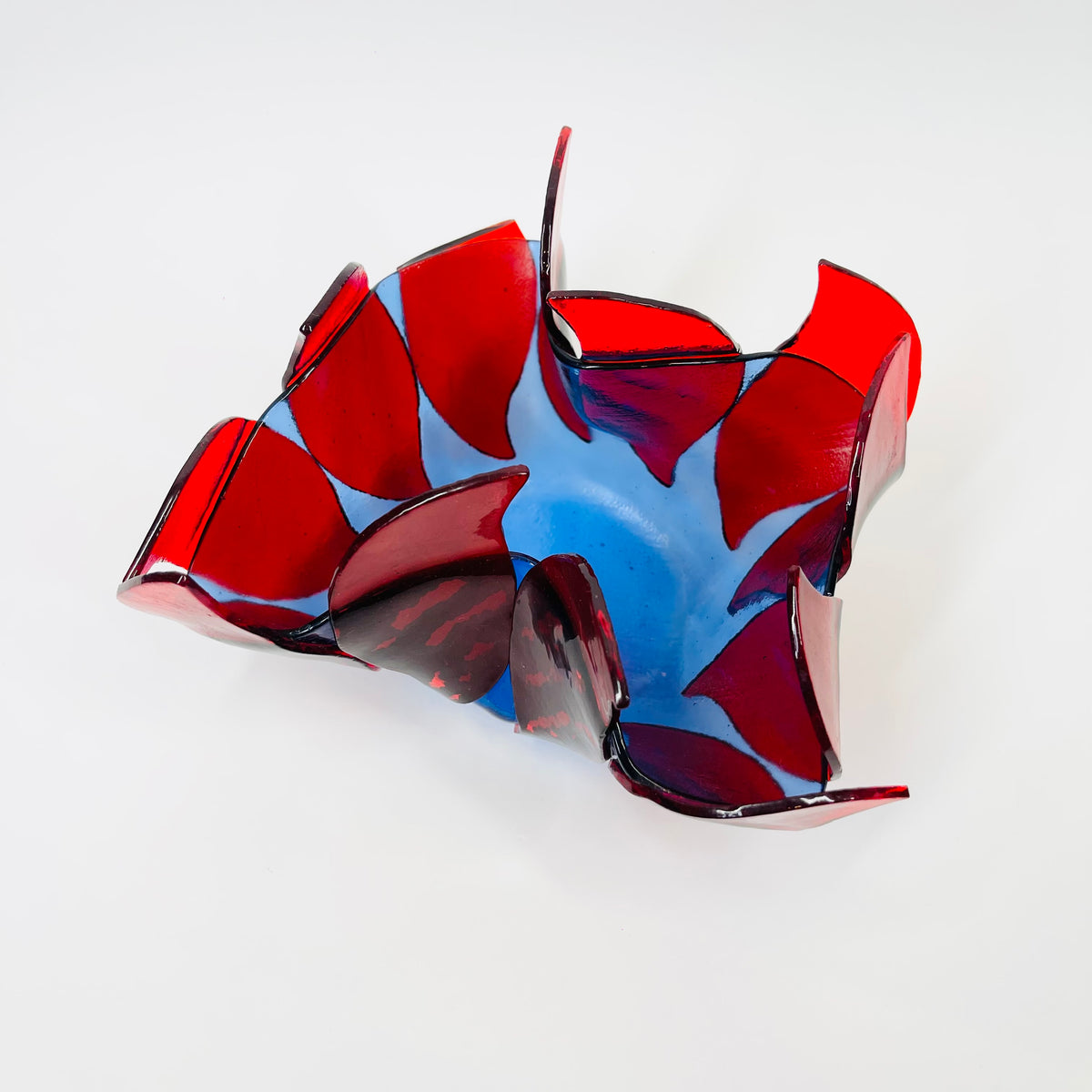 1980s HAND MADE RED COBALT BLUE FUSED GLASS HANDKERCHIEF BOWL