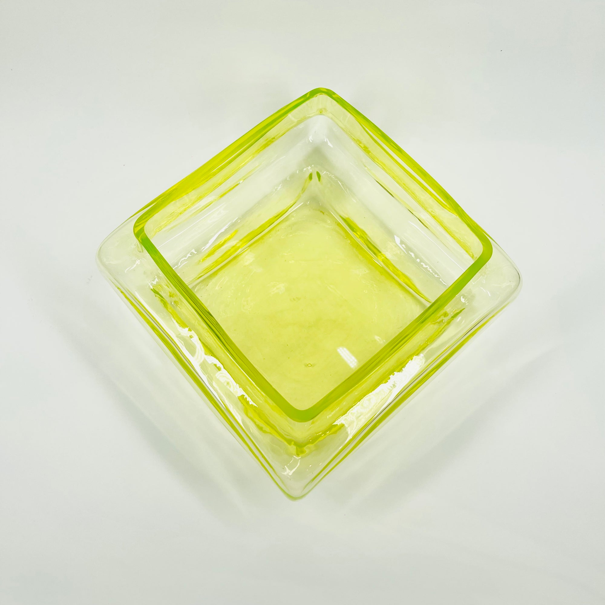 LARGE MIDCENTURY FINNISH URANIUM GLASS VASE BY HELENA TYNELL FOR RIIHIMAEN LASI