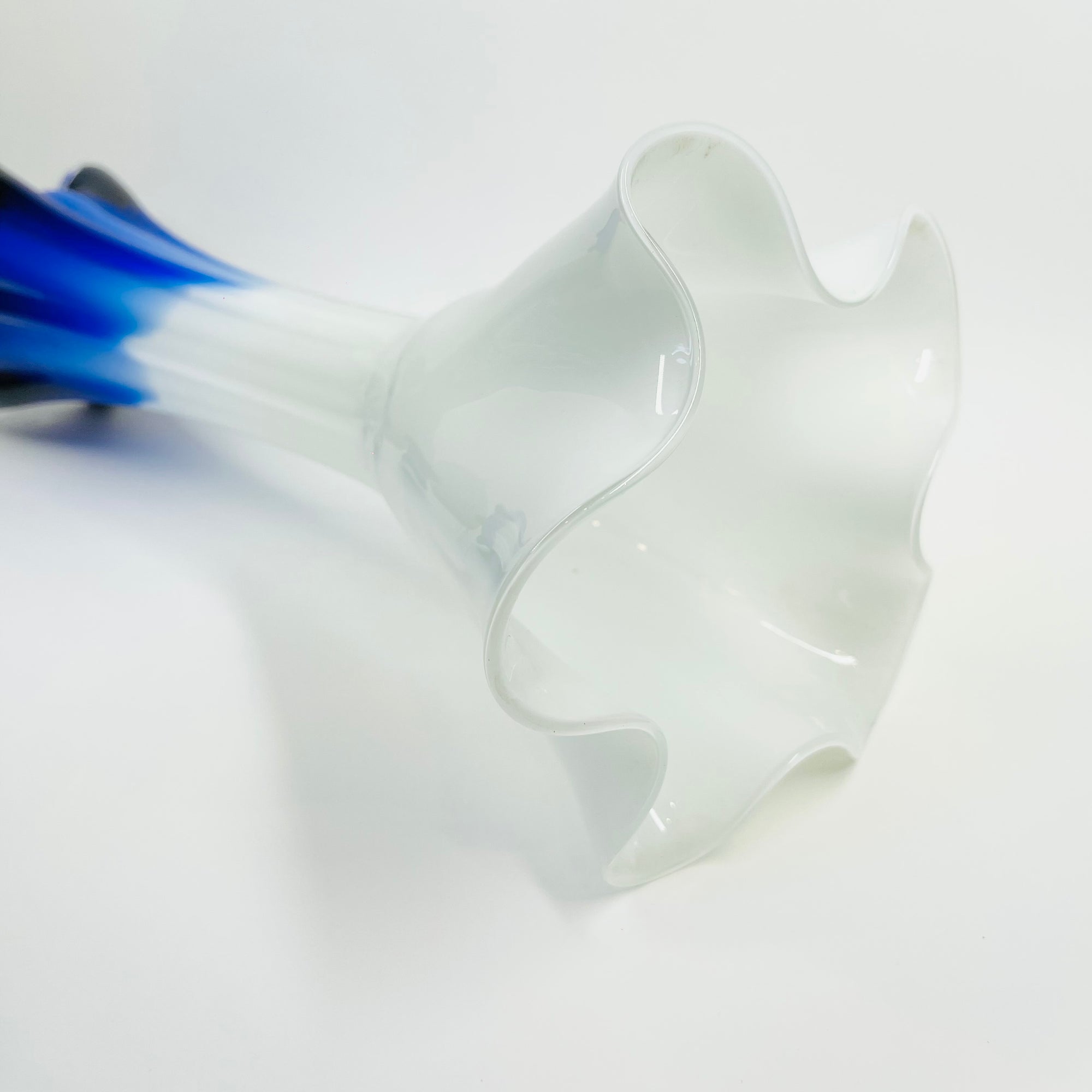 LARGE 1970s JAPANESE CASED WHITE COBAL BLUE RUFFLE HANDKERCHIEF GLASS VASE
