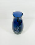 1980s MOUTH BLOWN AUSTRALIAN STUDIO PURPLE IRIDESCENT GLASS POSY VASE WITH POLKA DOTS