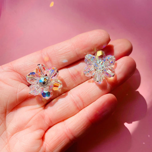 50s CLEAR IRIDESCENT CRYSTAL BEADS EARRINGS