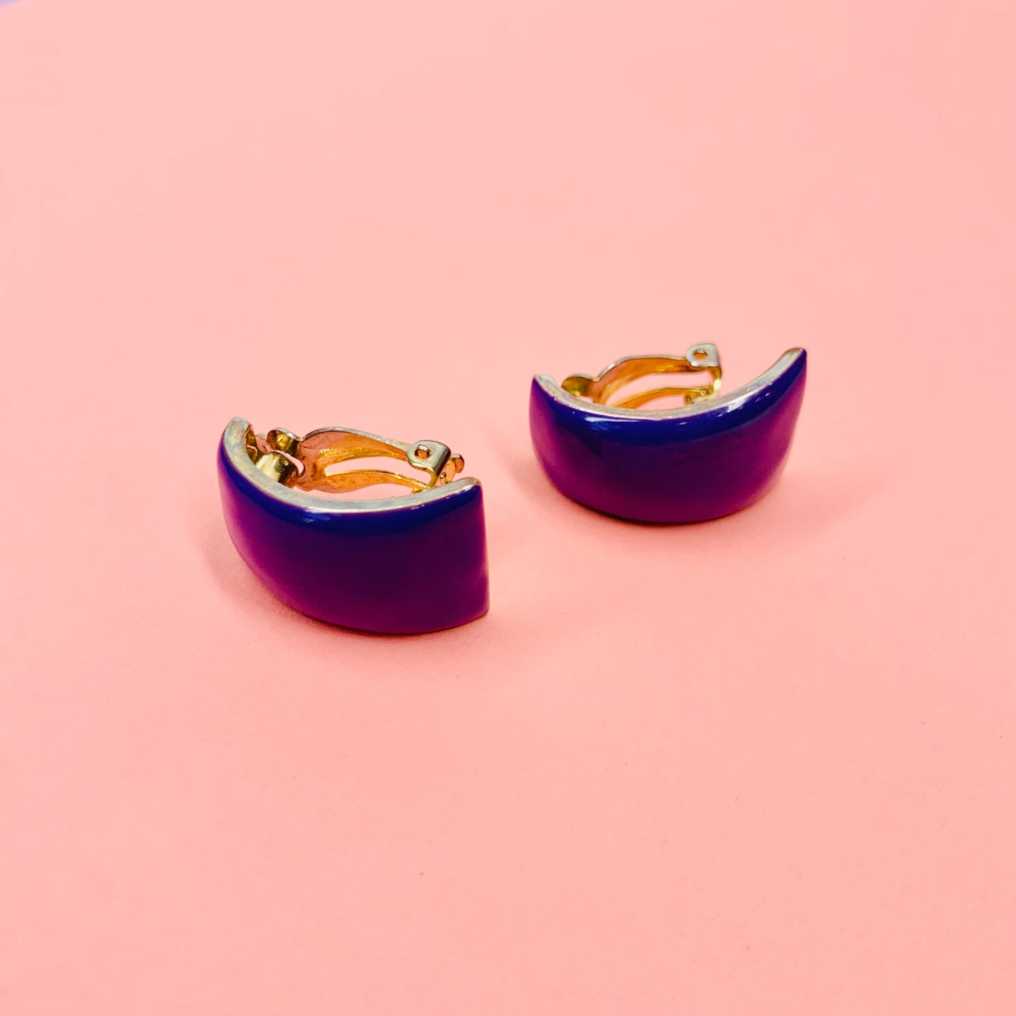 50s PURPLE ENAMEL EARRINGS