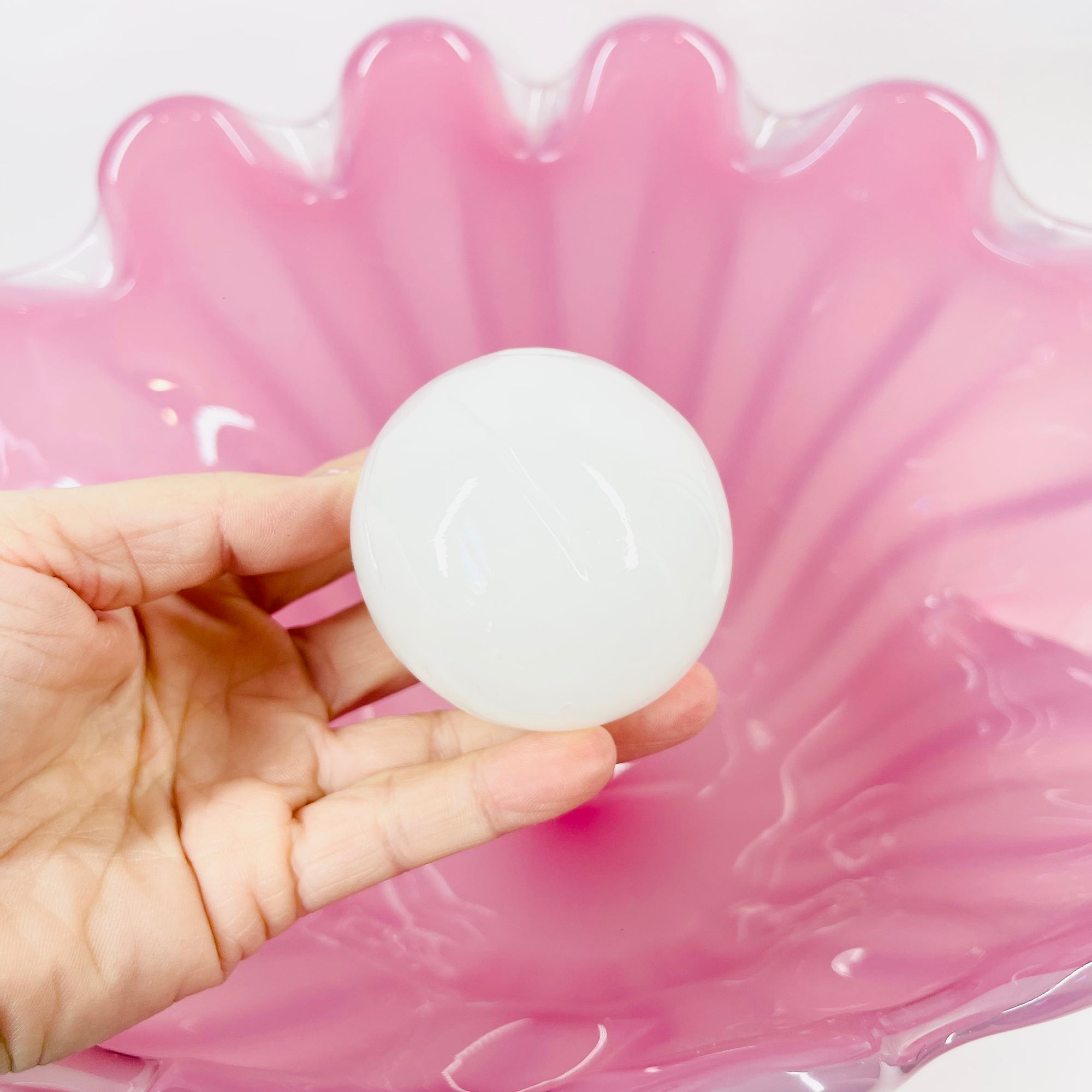 1950s PINK MURANO OPALINE GLASS CLAM SHELL BOWL (XL)