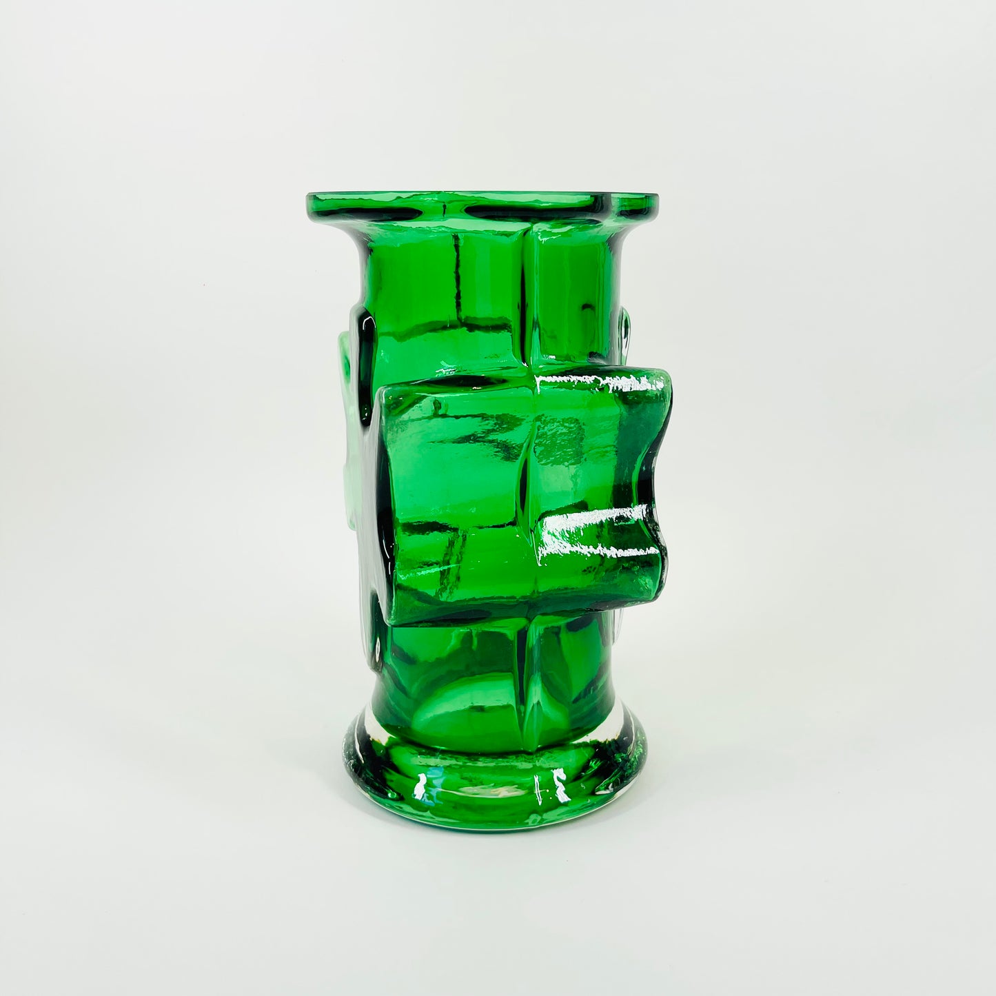 1970s FINNISH KASPERI GREEN GLASS VASE