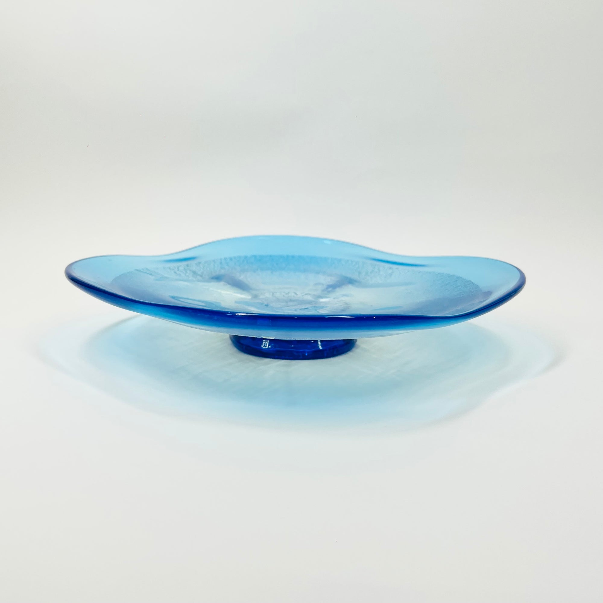 1980s HAND MADE JAPANESE TURQUOISE BLUE GLASS PLATE WITH SILVER &amp; GOLD AVENTURINE
