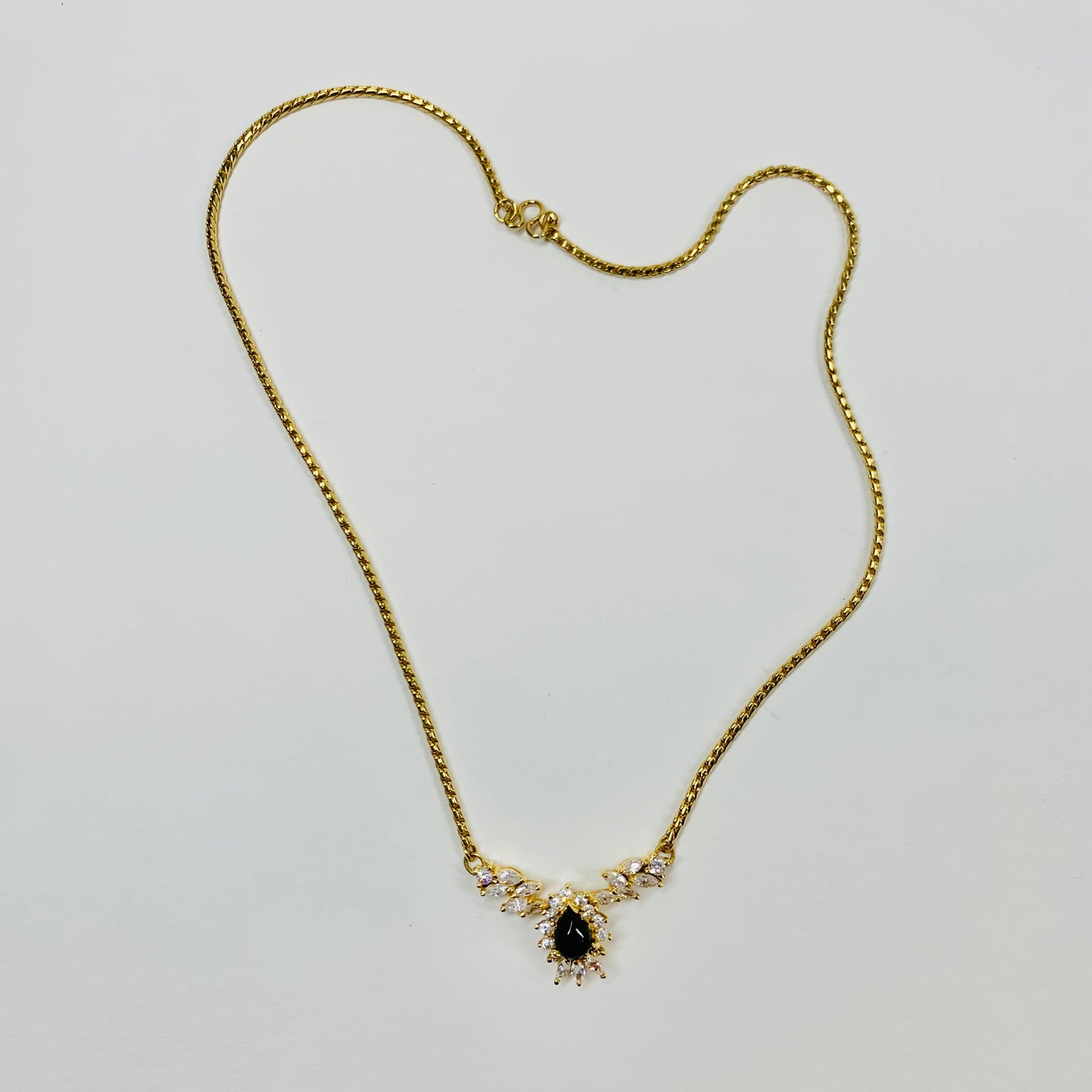 1970s GOLD PLATED BEZEL DIAMANTE BLACK PENDANT NECKLACE