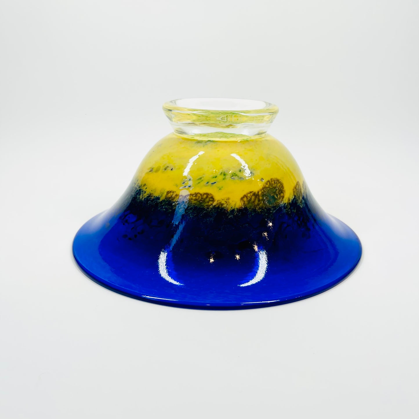 VINTAGE AUSTRALIAN ART GLASS BOWL BY EAMONN VEREKER