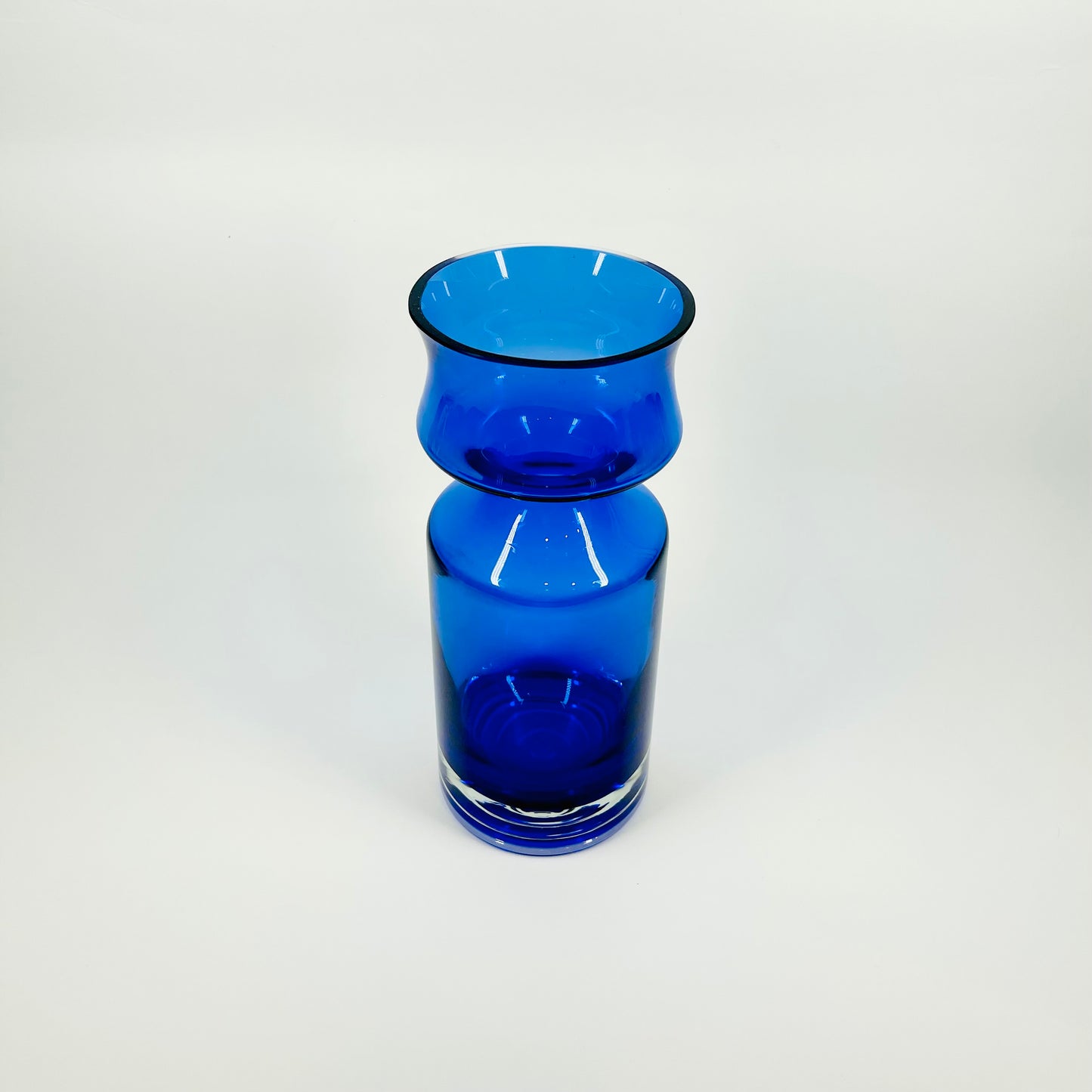 1960s SWEDISH ASEDA COBALT BLUE SOMMERSO GLASS VASE