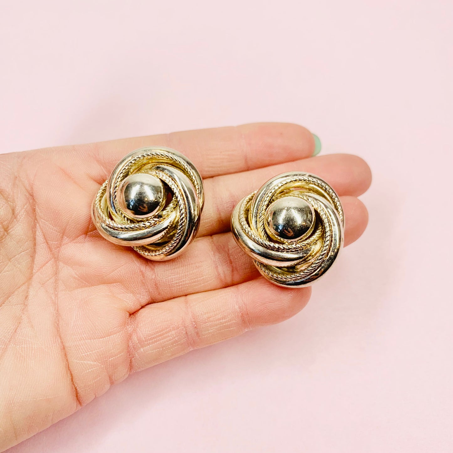 80s LARGE SILVER KNOT BUTTON EARRINGS