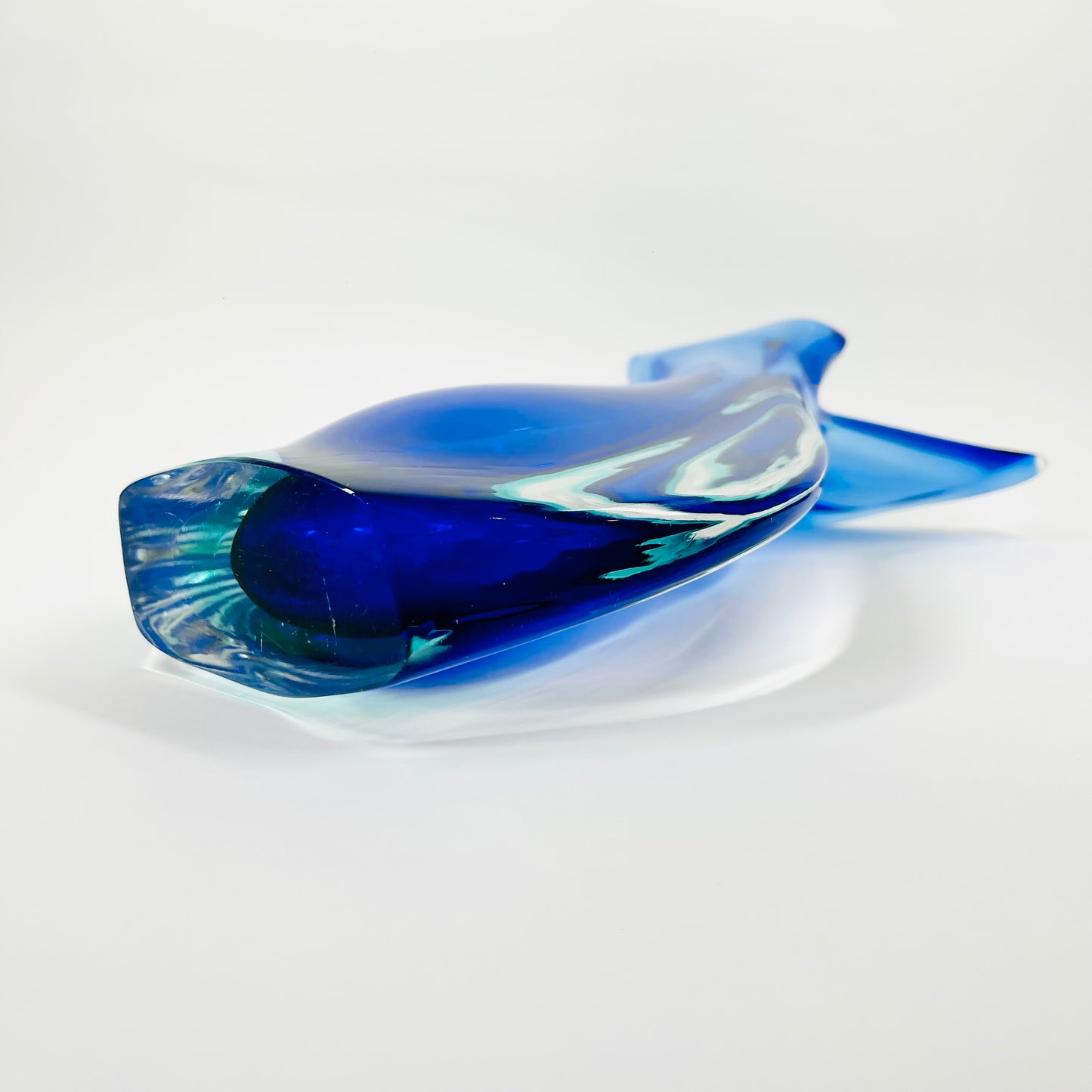 X-LARGE 1940s URANIUM MURANO BLUE SOMMERSO GLASS FISHTAIL VASE