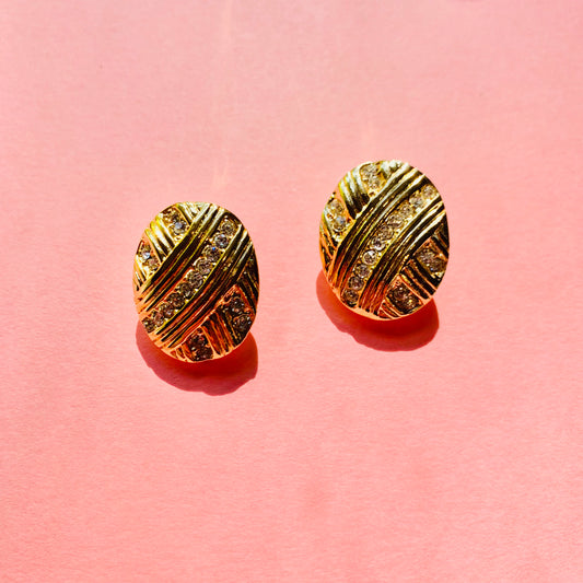 1960s OVAL BUTTON CLIP ON EARRINGS WITH DIAMANTE
