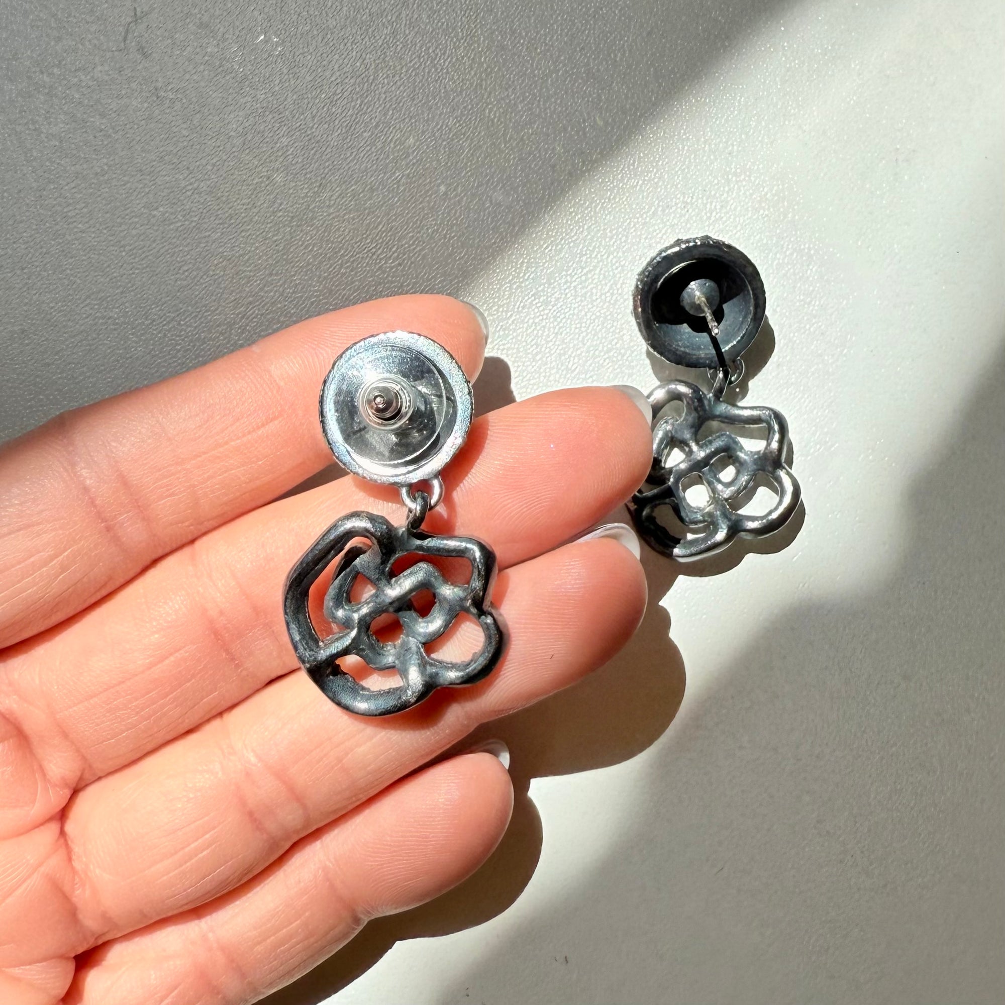 2000 Y2K CHANEL CC LOGO CAMELLIA RHINESTONES DROP PIERCED EARRINGS