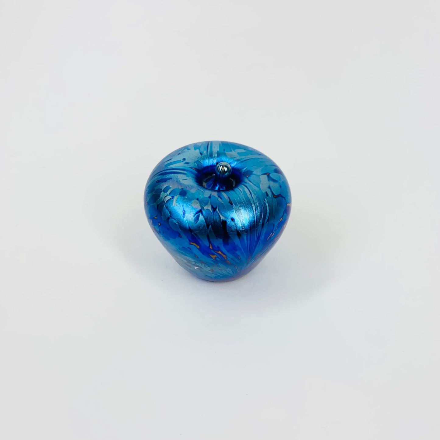 80s BLUE OILSLICK ART GLASS APPLE