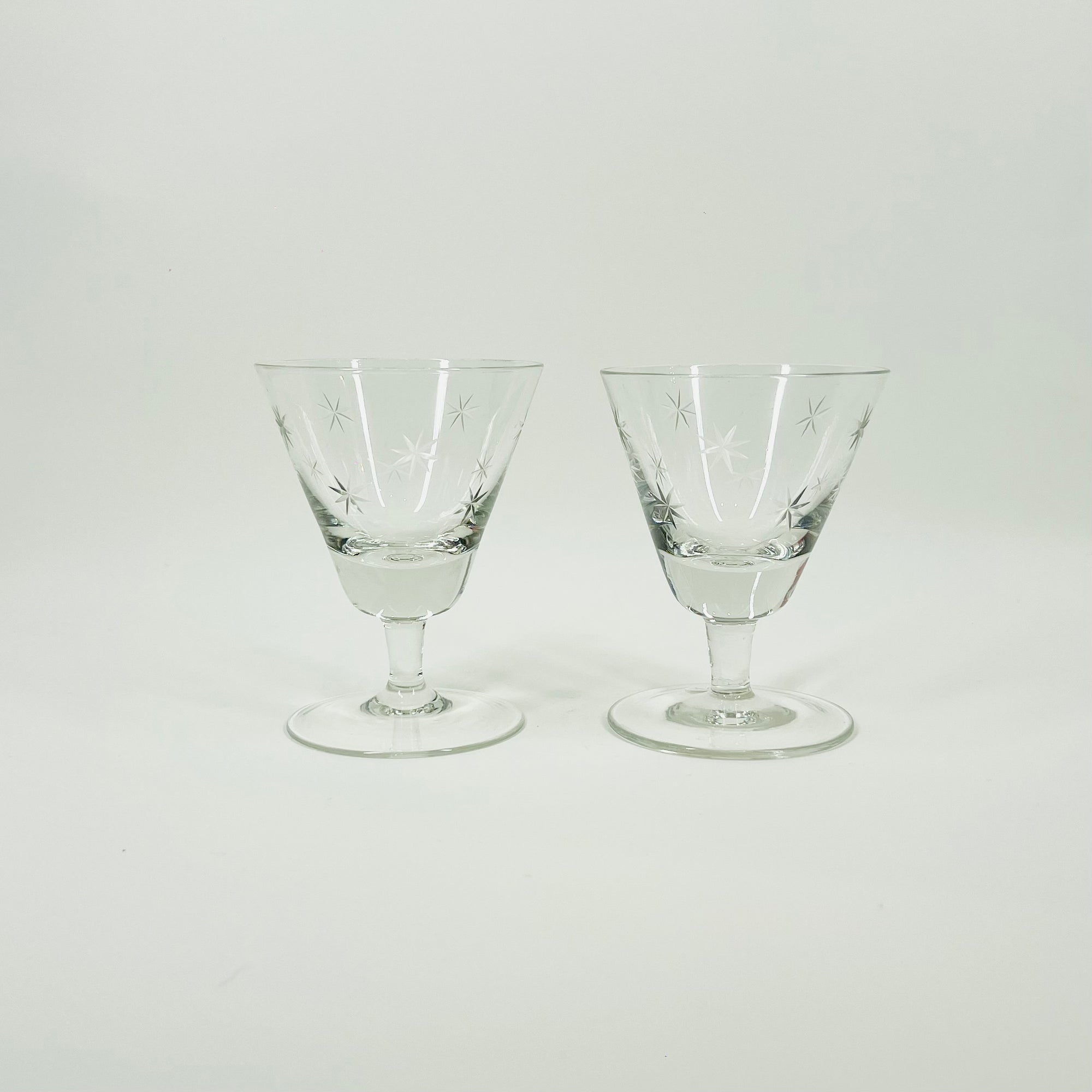 1940s ETCHED STAR SHORT STEM MINI PORT GLASSES