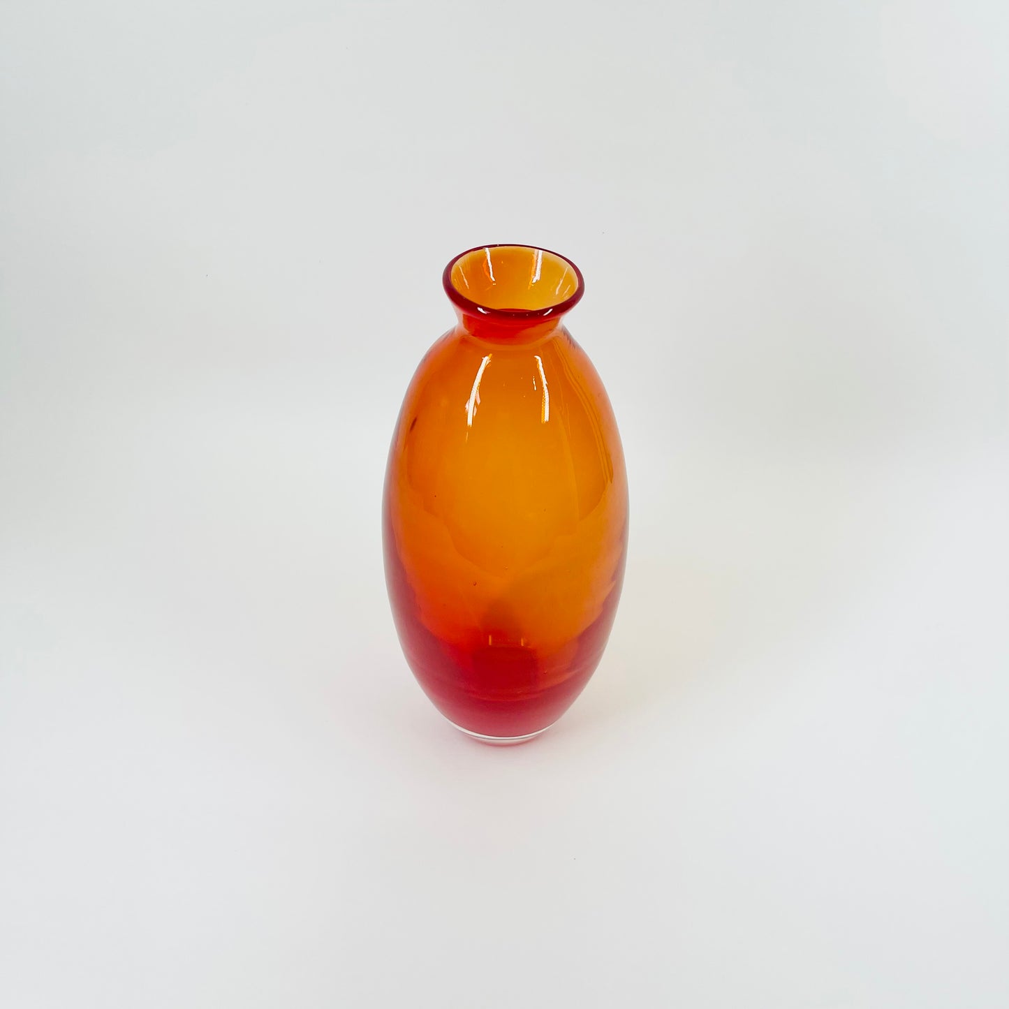 1970s ORANGE RED OMBRE GLASS SQUAT VASE