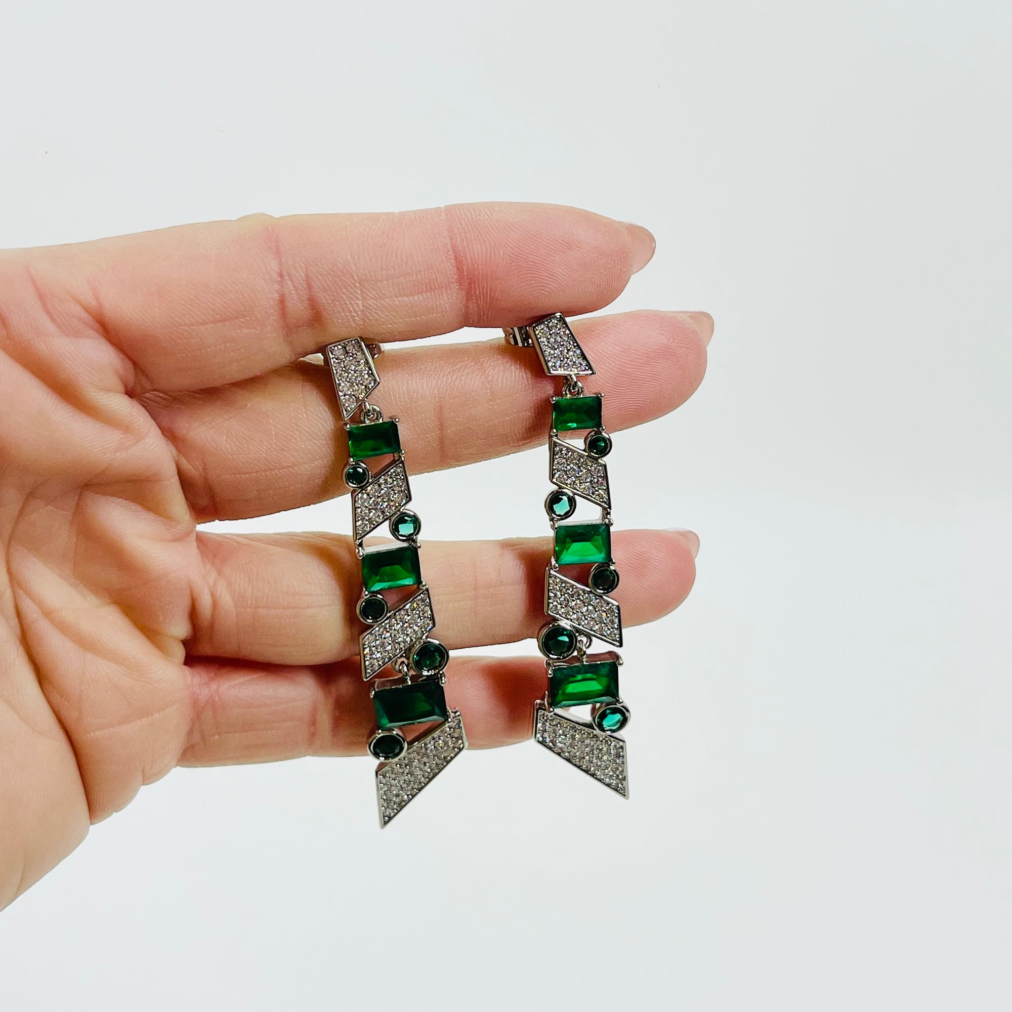VINTAGE ART DECO STYLE GP COSTUME GREEN DIAMONTE DROP PIERCED EARRINGS