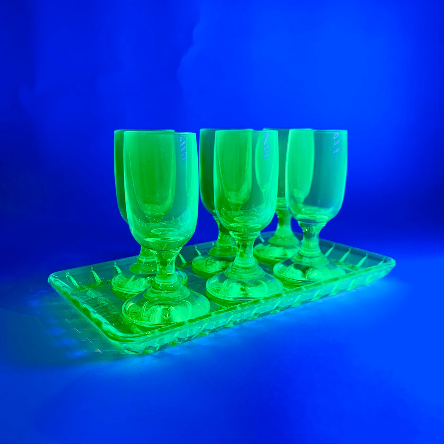 ART DECO URANIUM SHOT GLASSES SET