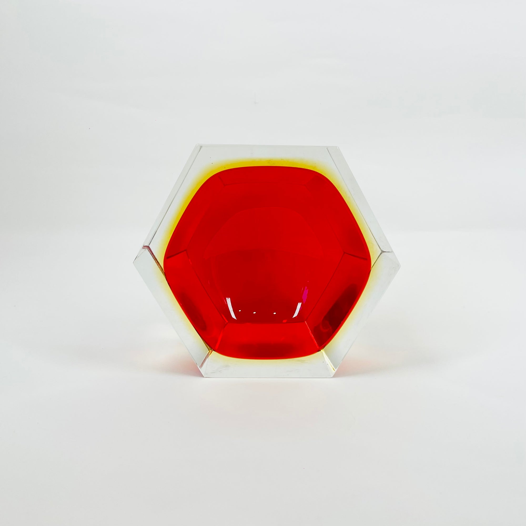 1950s RED RUBY GOLD MURANO MANDRUZZATO SOMMERSO FACETED GLASS HEXAGON BOWL