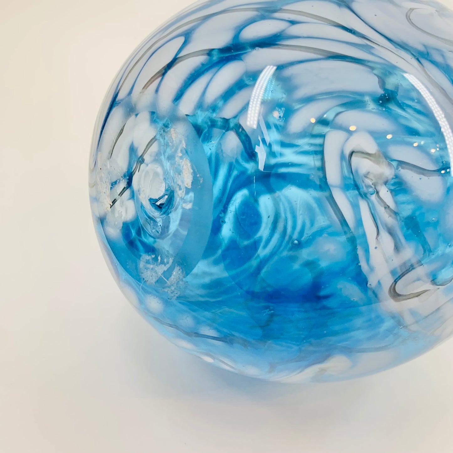 1980s MURANO MOUTH BLOWN BLUE SPATTER BOTTLE VASE