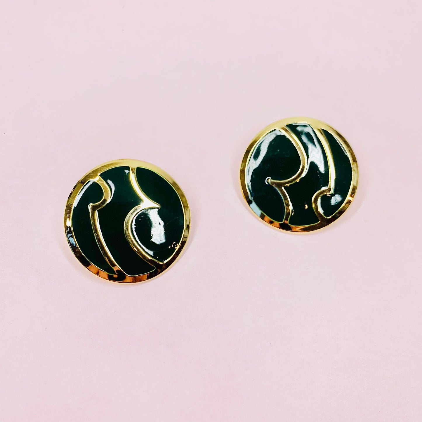 60s BARCS DARK GREEN ENAMEL BUTTON EARRINGS