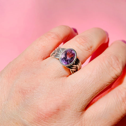 SILVER AMETHYST KNOT RING