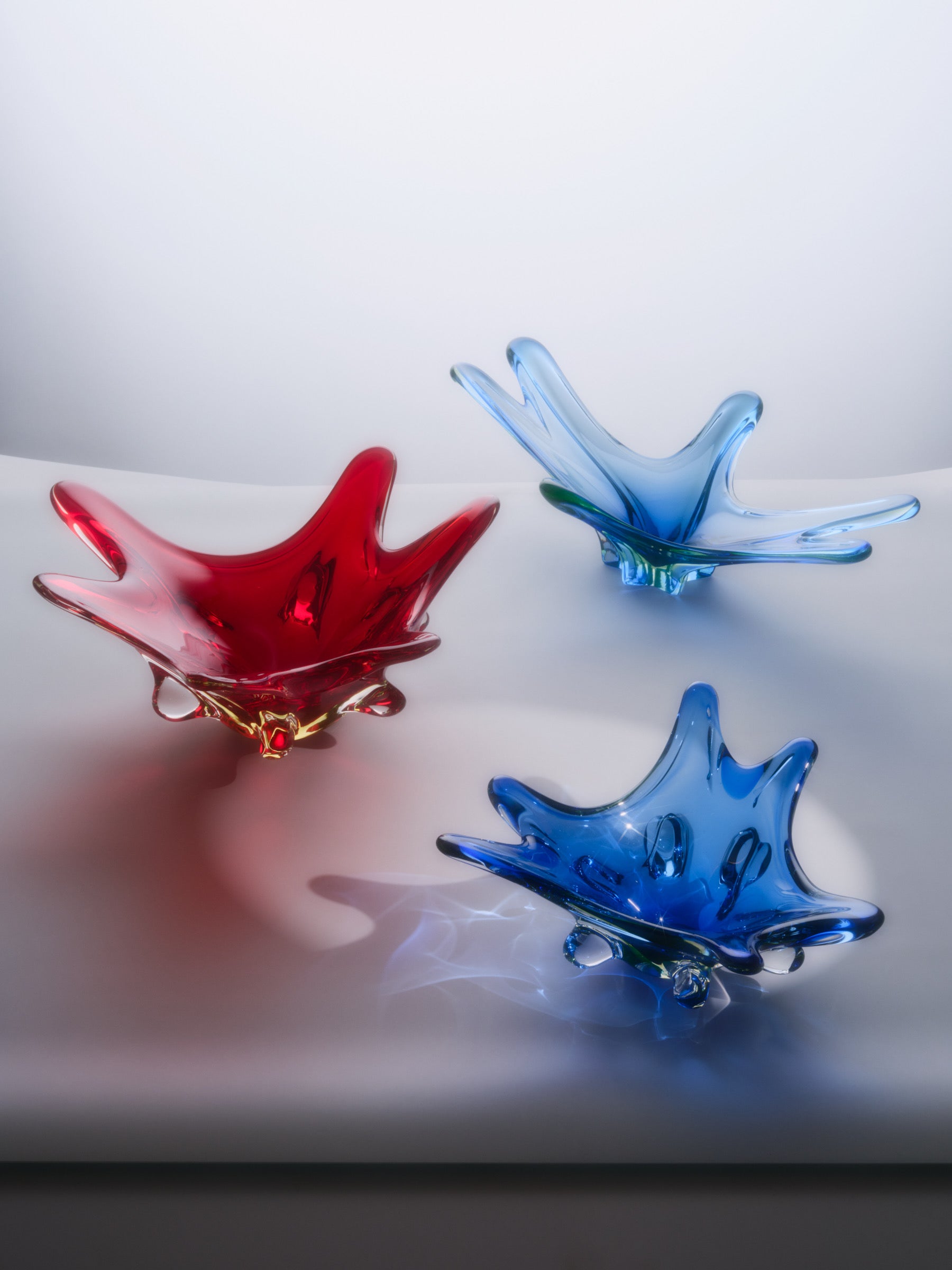 1940s URANIUM MURANO COBALT BLUE SOMMERSO GLASS BOWL