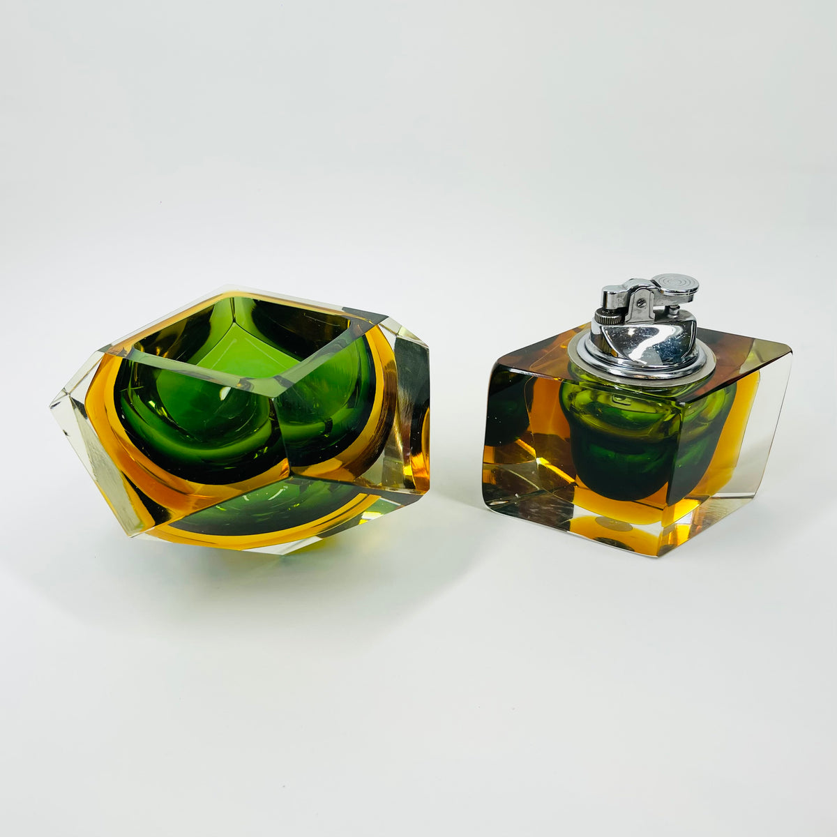 1940s GREEN GOLD AMBER MURANO MANDRUZZATO SOMMERSO FACETED GLASS LIGHTER BOX