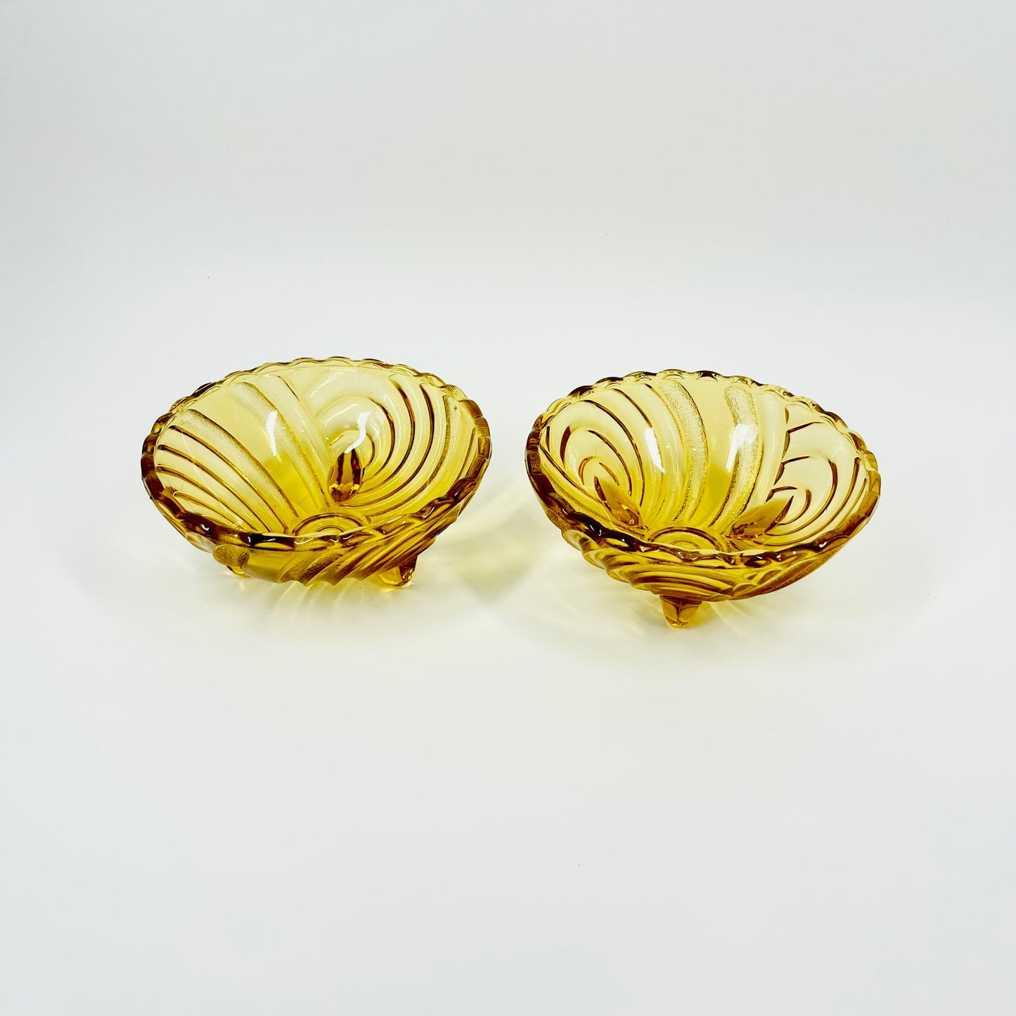 ART DECO PRESSED AMBER GLASS FOOTED DESSERT BOWL