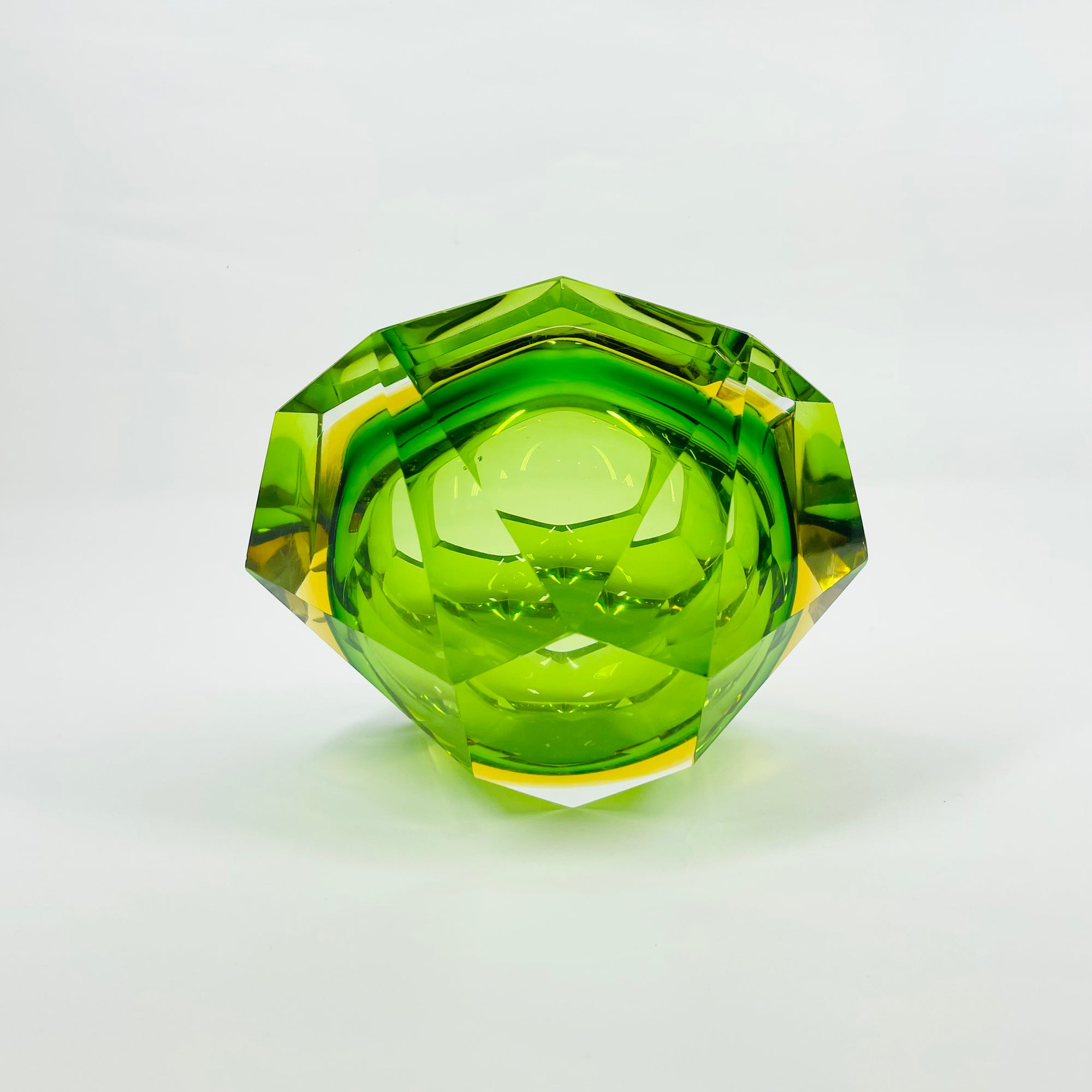 1950s GREEN YELLOW MURANO MANDRUZZATO SOMMERSO FACETED GLASS BOWL/ASHTRAY