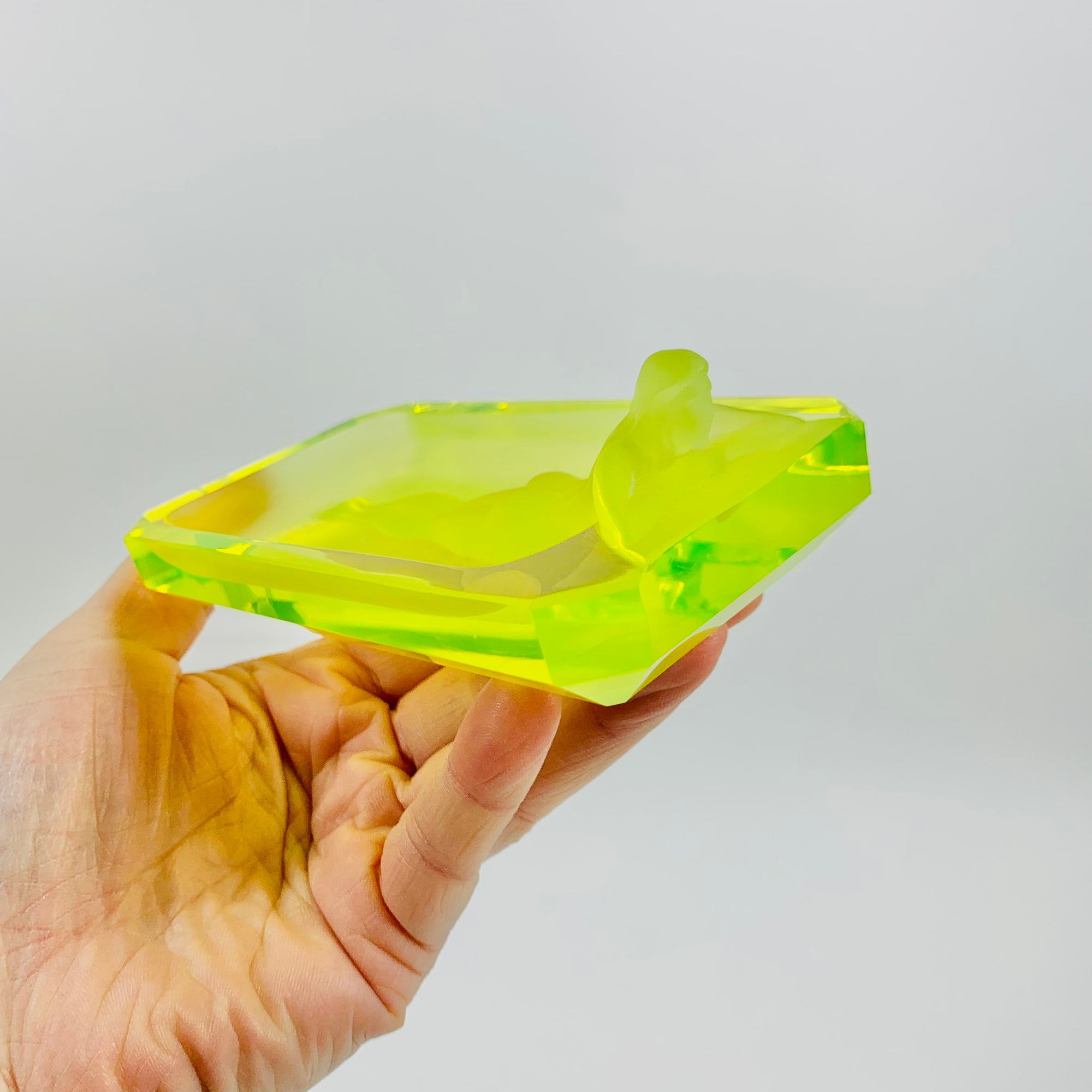 ART DECO URANIUM GLASS NUDE PIN DISH/ASHTRAY