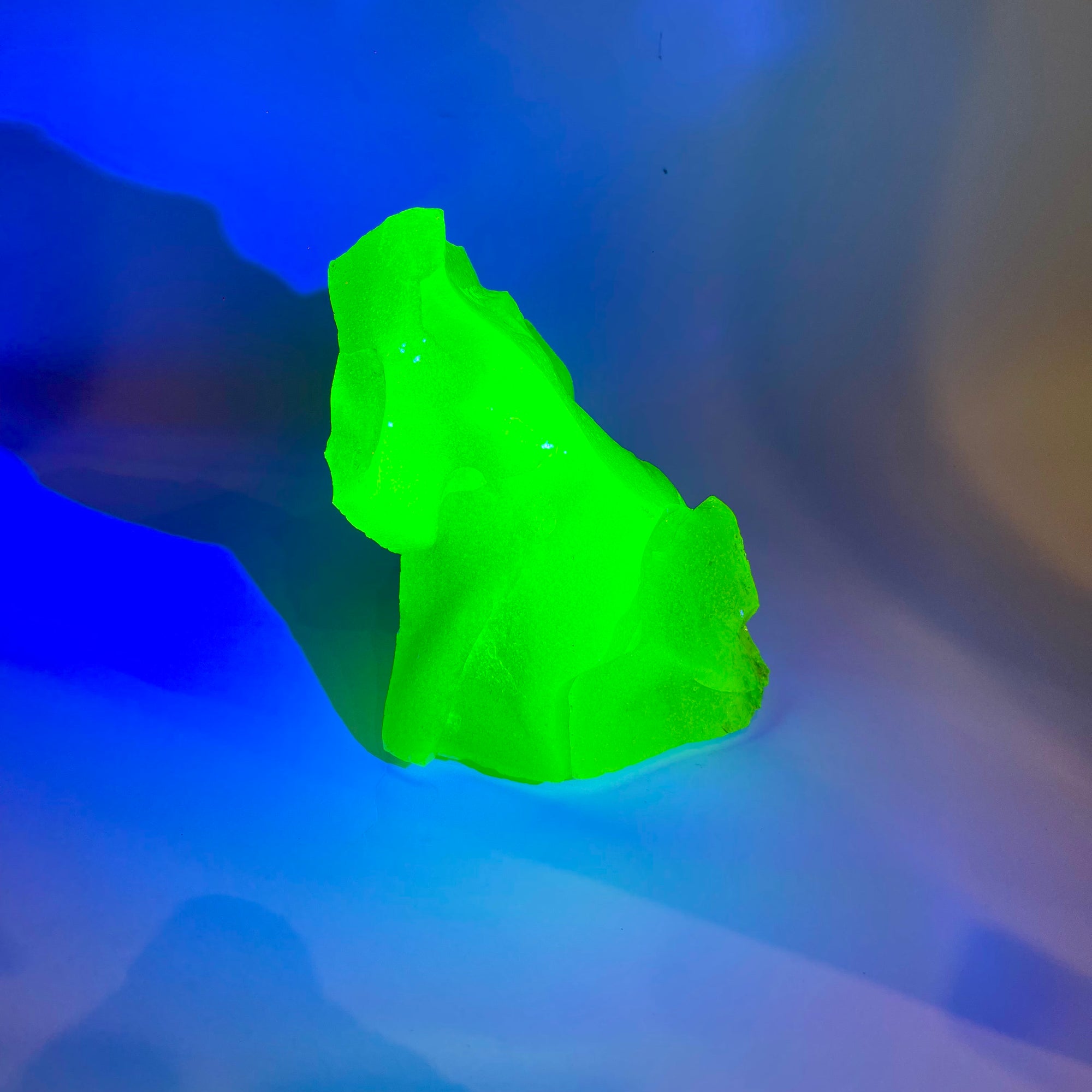 RAW URANIUM GLASS CULLET