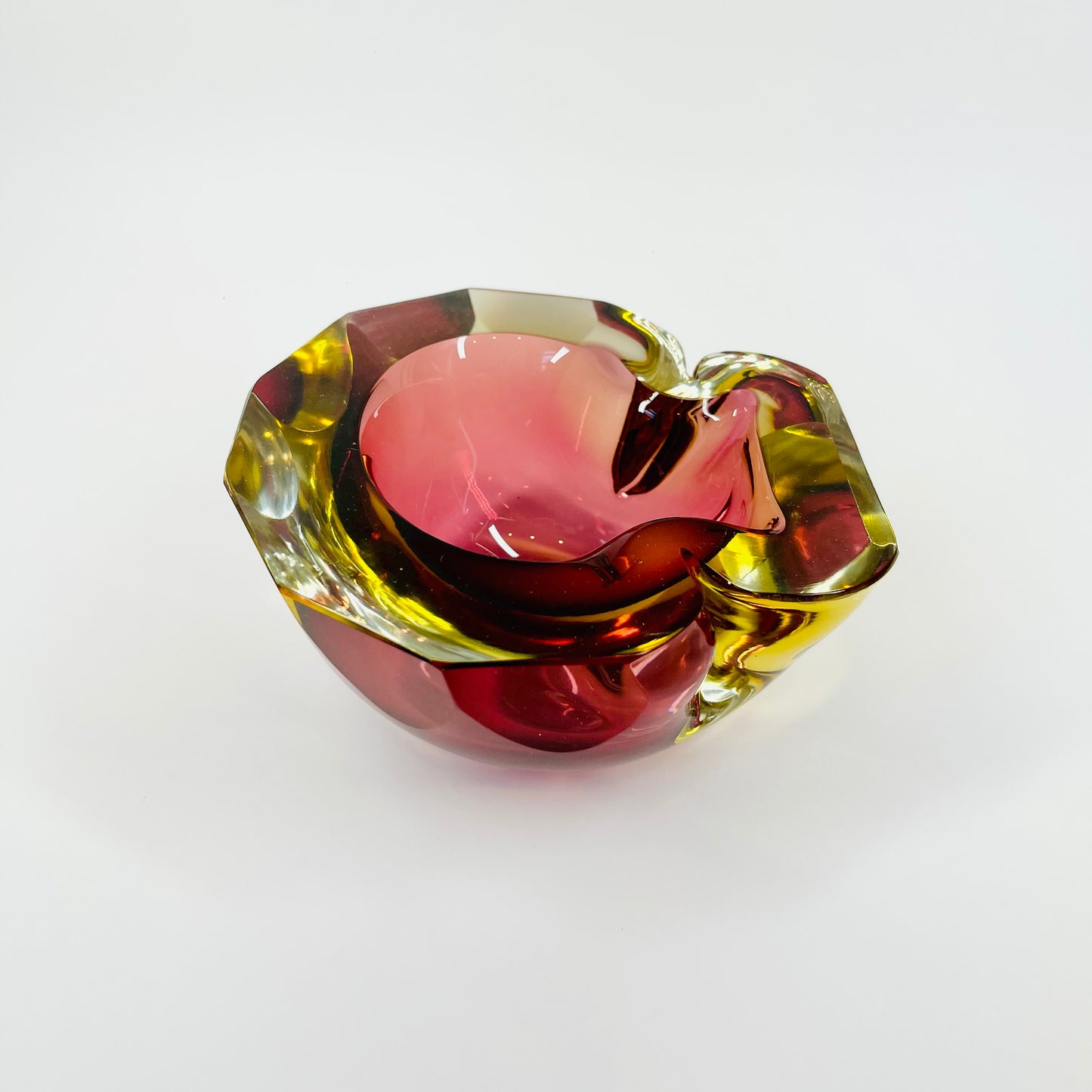 1950s FACETED TRI-COLOUR GEODE MANDRUZZATO BOWL