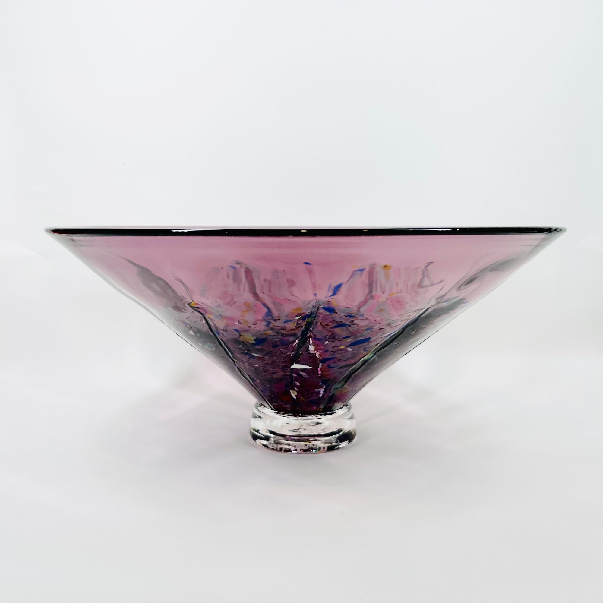 1990s AUSTRALIAN MOUTH BLOWN PINK PURPLE SPATTER ART GLASS BOWL BY MATT LARWOOD