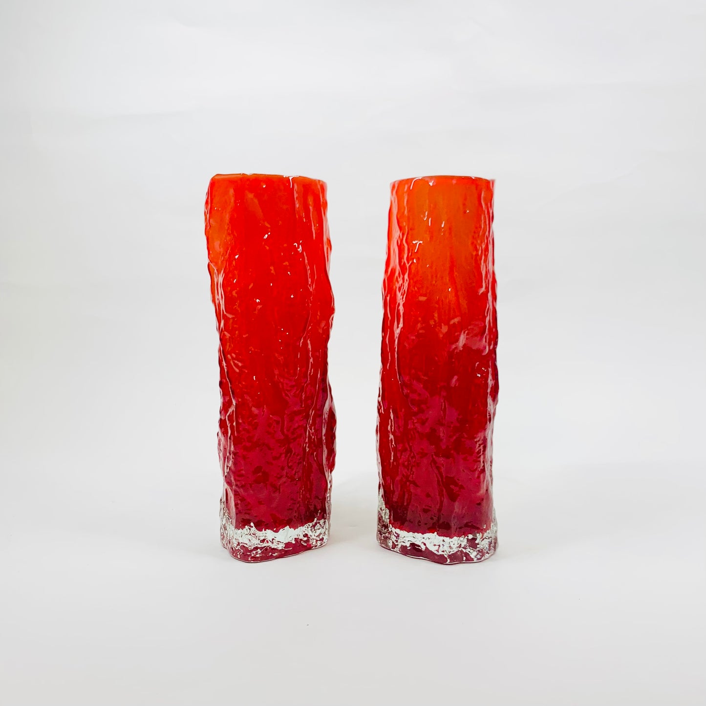 CASED RED BARK GLASS VASE