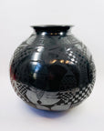 XL SIGNED AUTHENTIC 1990s MATA ORTIZ HAND PAINTED BLACK MONOCHROME POTTERY VASE BY CESAR BUGARINI