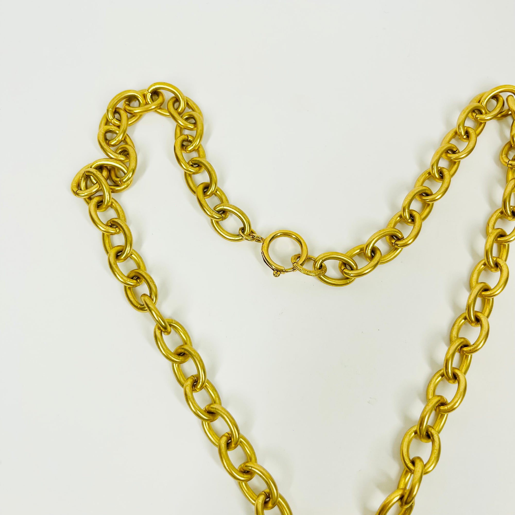LIMITED EDITION 1993 CHANEL ORANGE PEARL GRIPOIX DROP PENDANT WITH FANCY LINKS NECKLACE