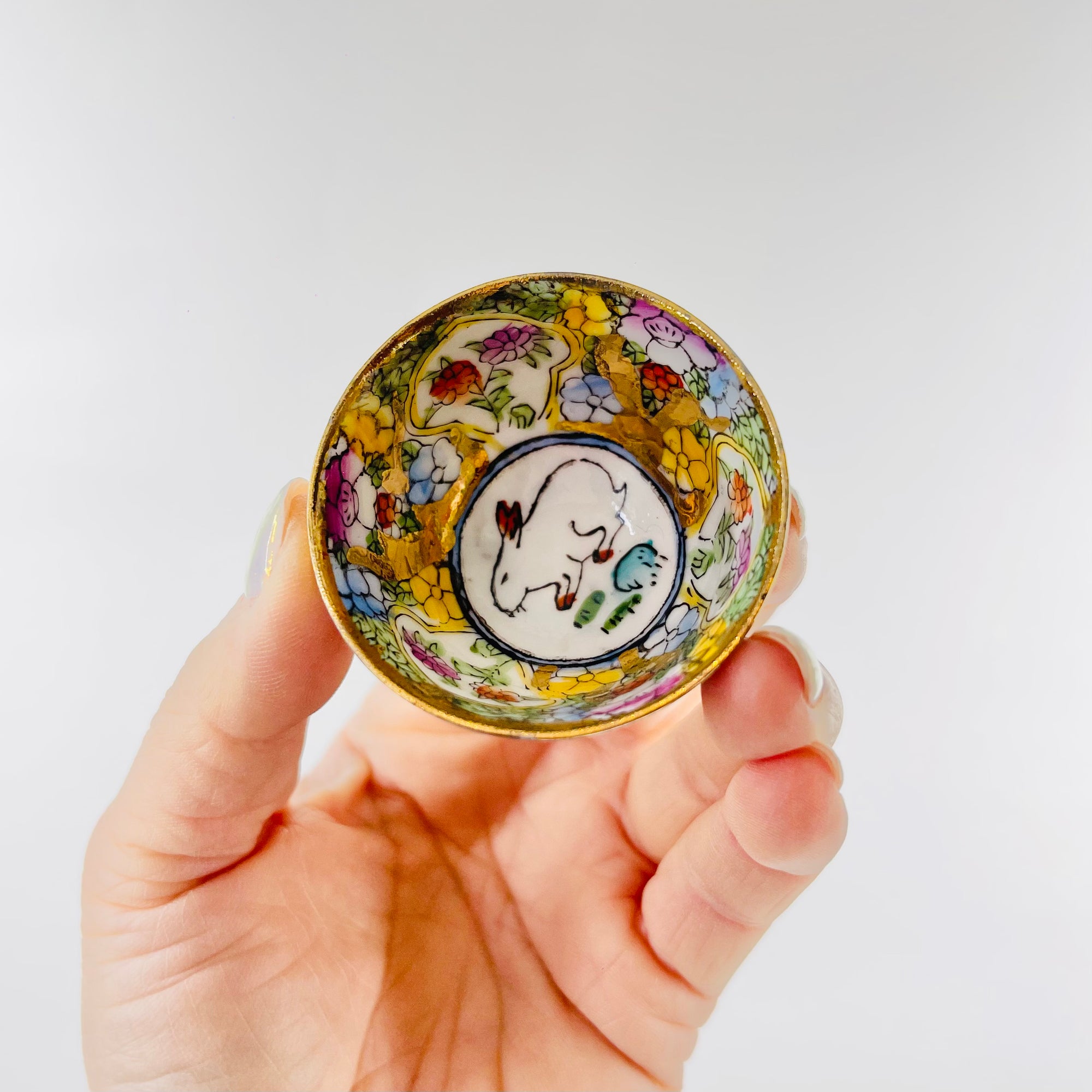 ANTIQUE CHINESE ZODIAC PORCELAIN MINI BOWL