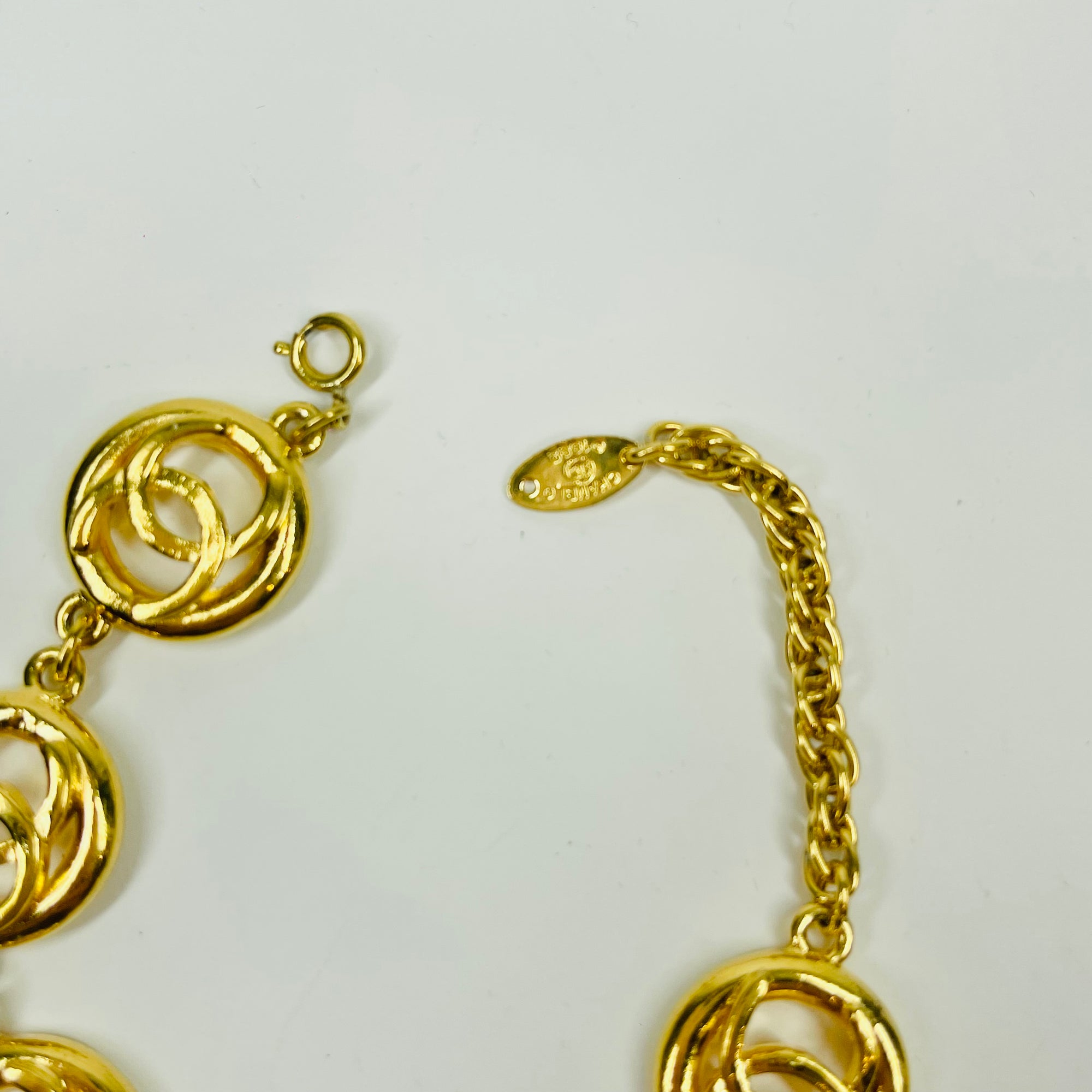 1982 CHANEL CC LOGO COIN LINKS BRACELET