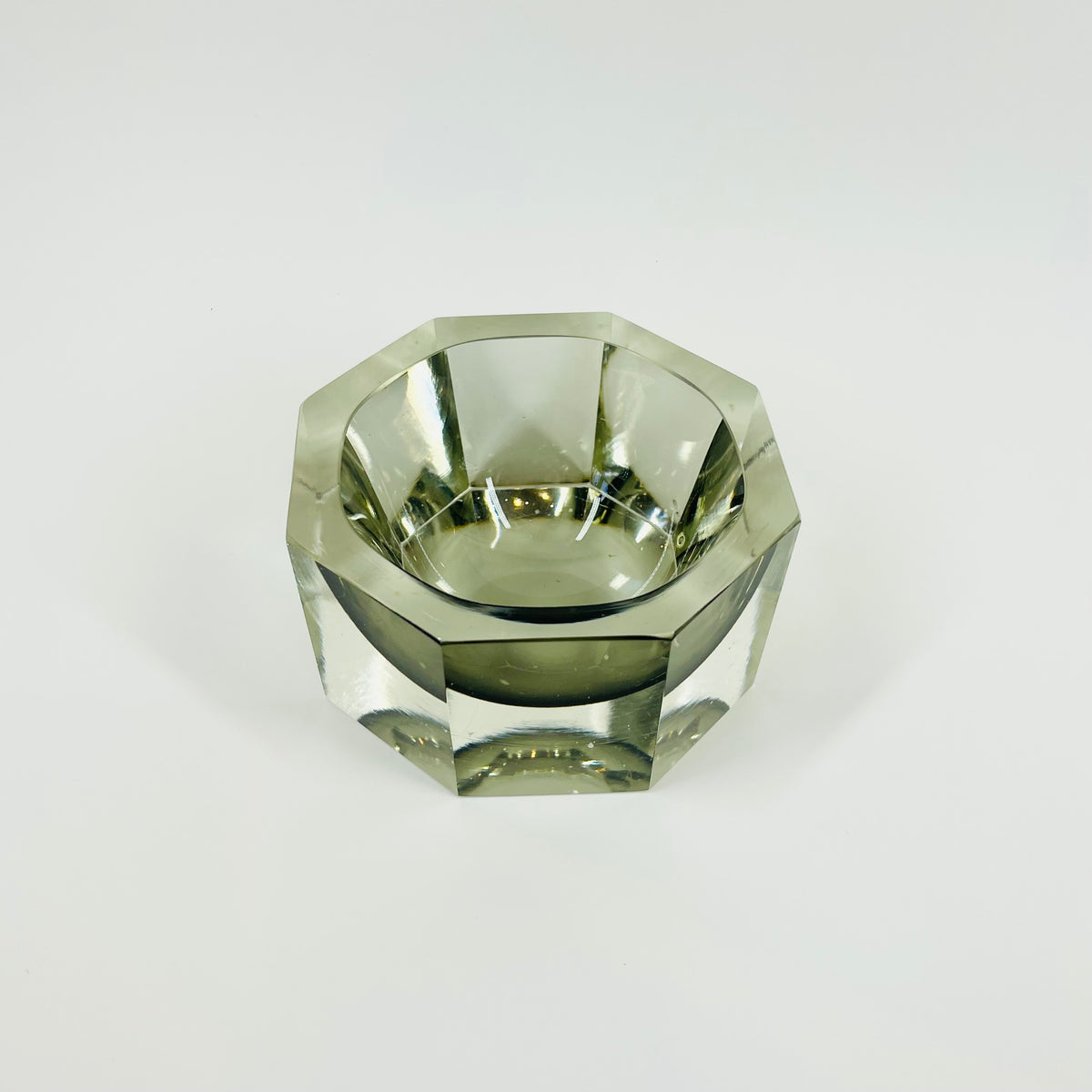 1950s SMOKY GREY MURANO MANDRUZZATO SOMMERSO FACETED GLASS HEXAGON BOWL